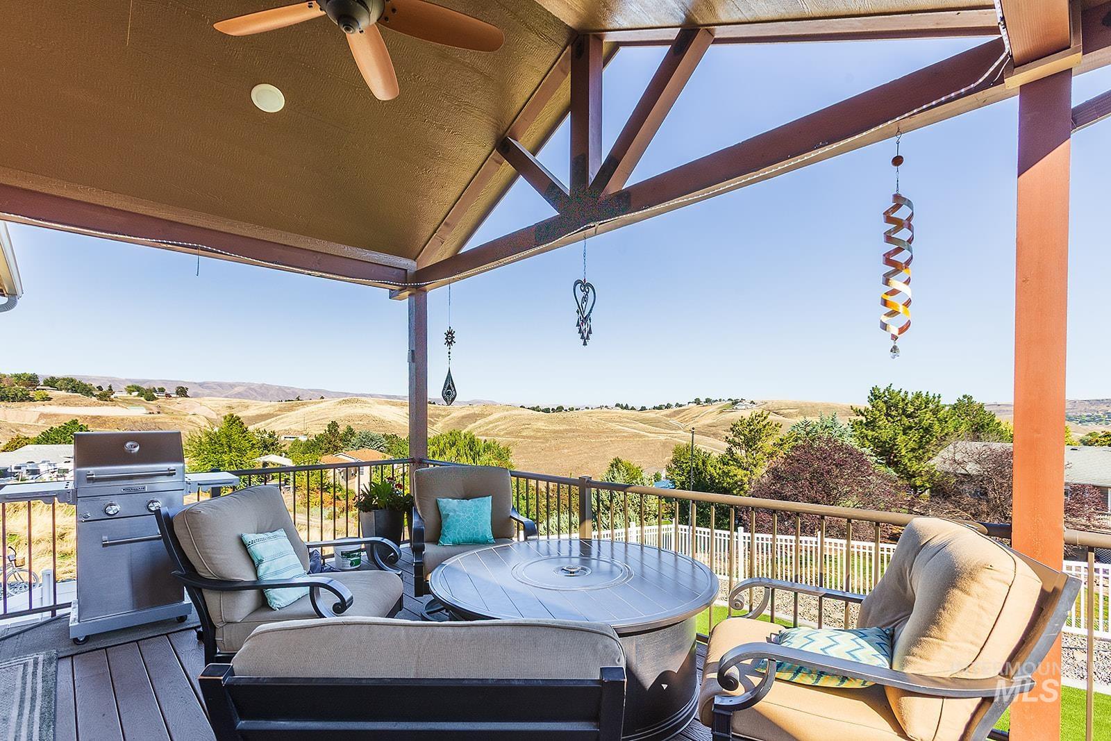 3435 Chukar Ln, Clarkston, Washington 99403, 2 Bedrooms, 2.5 Bathrooms, Residential For Sale, Price $575,000,MLS 98975240