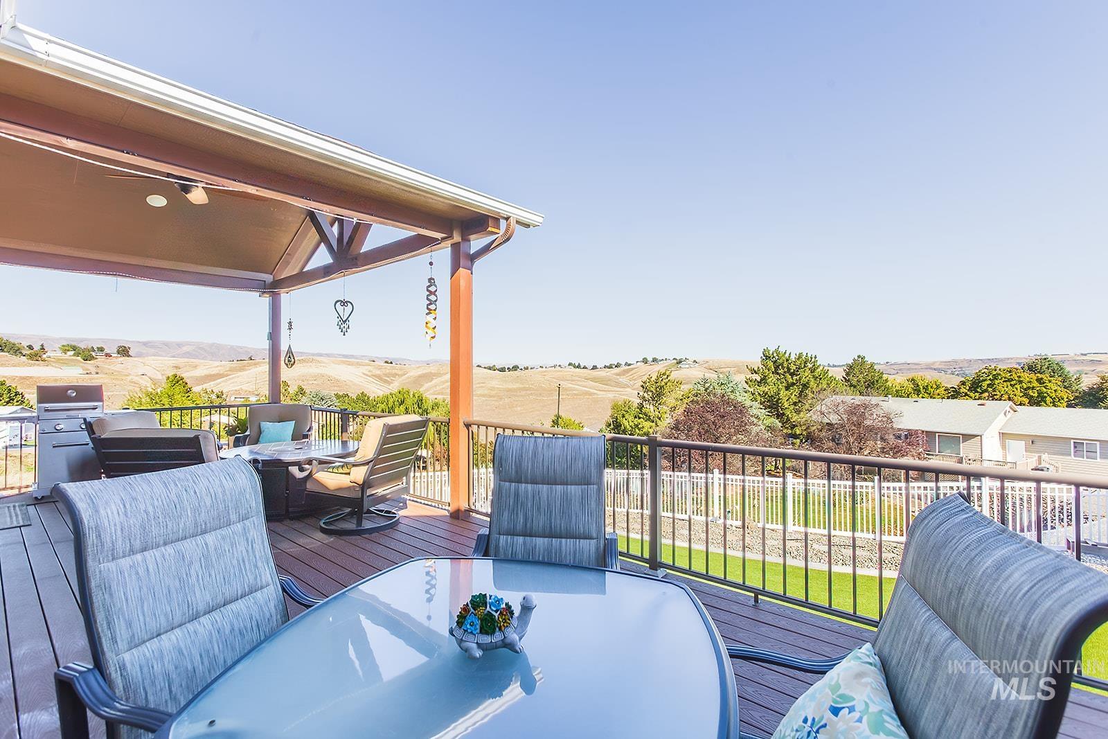 3435 Chukar Ln, Clarkston, Washington 99403, 2 Bedrooms, 2.5 Bathrooms, Residential For Sale, Price $575,000, 98975240