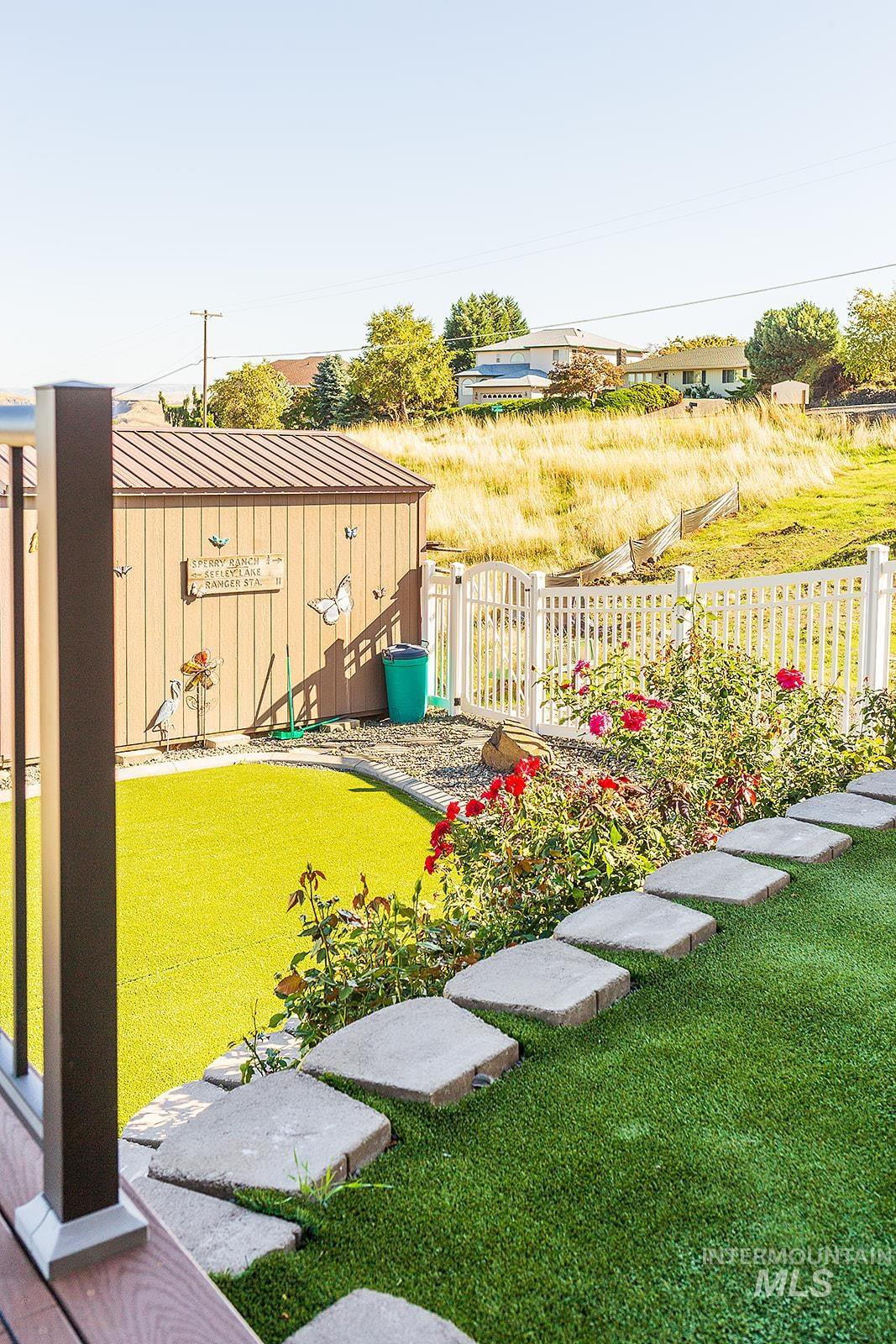 3435 Chukar Ln, Clarkston, Washington 99403, 2 Bedrooms, 2.5 Bathrooms, Residential For Sale, Price $575,000, 98975240