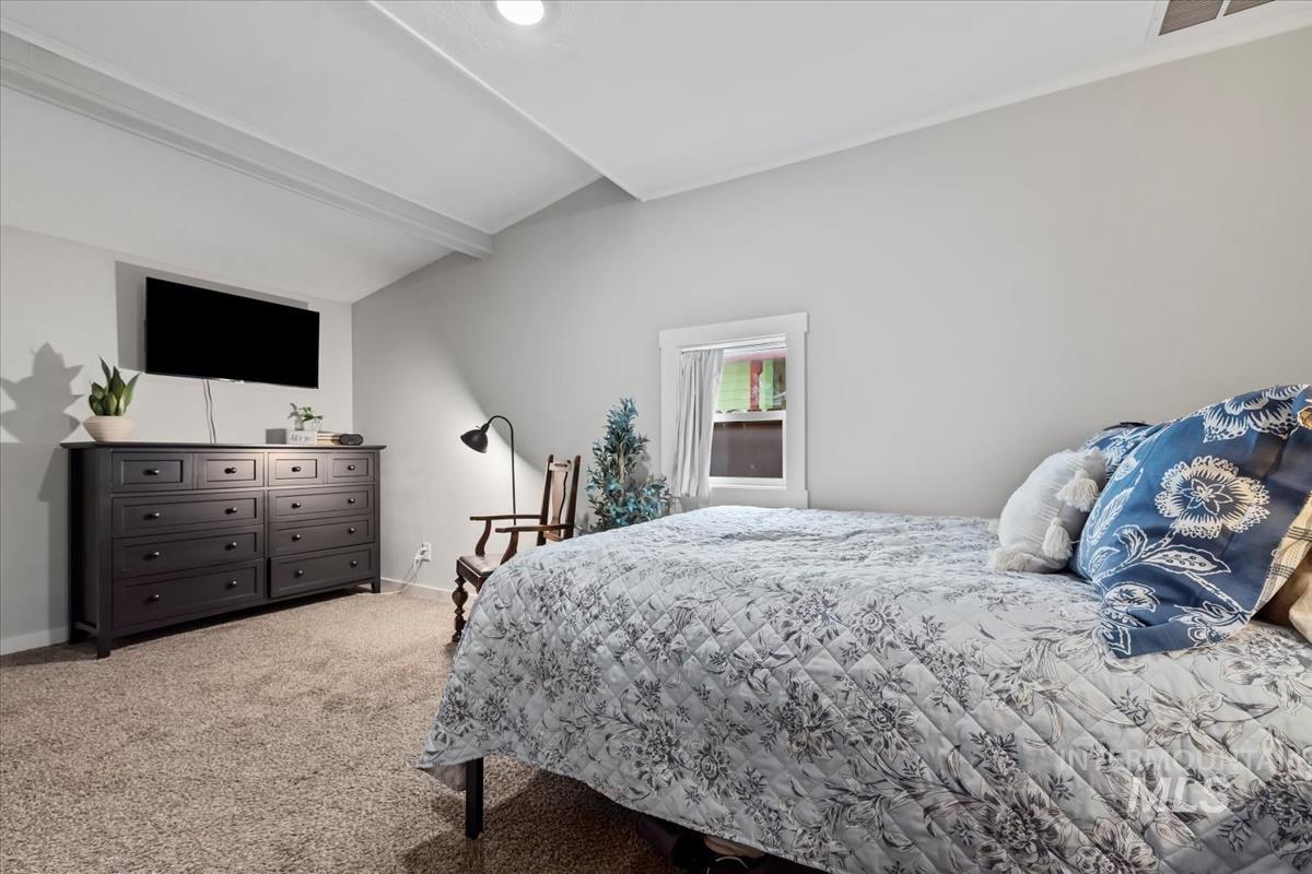 810 N 3Rd E, Mountain Home, Idaho 83647-2128, 3 Bedrooms, 1.5 Bathrooms, Residential For Sale, Price $289,900,MLS 98975242