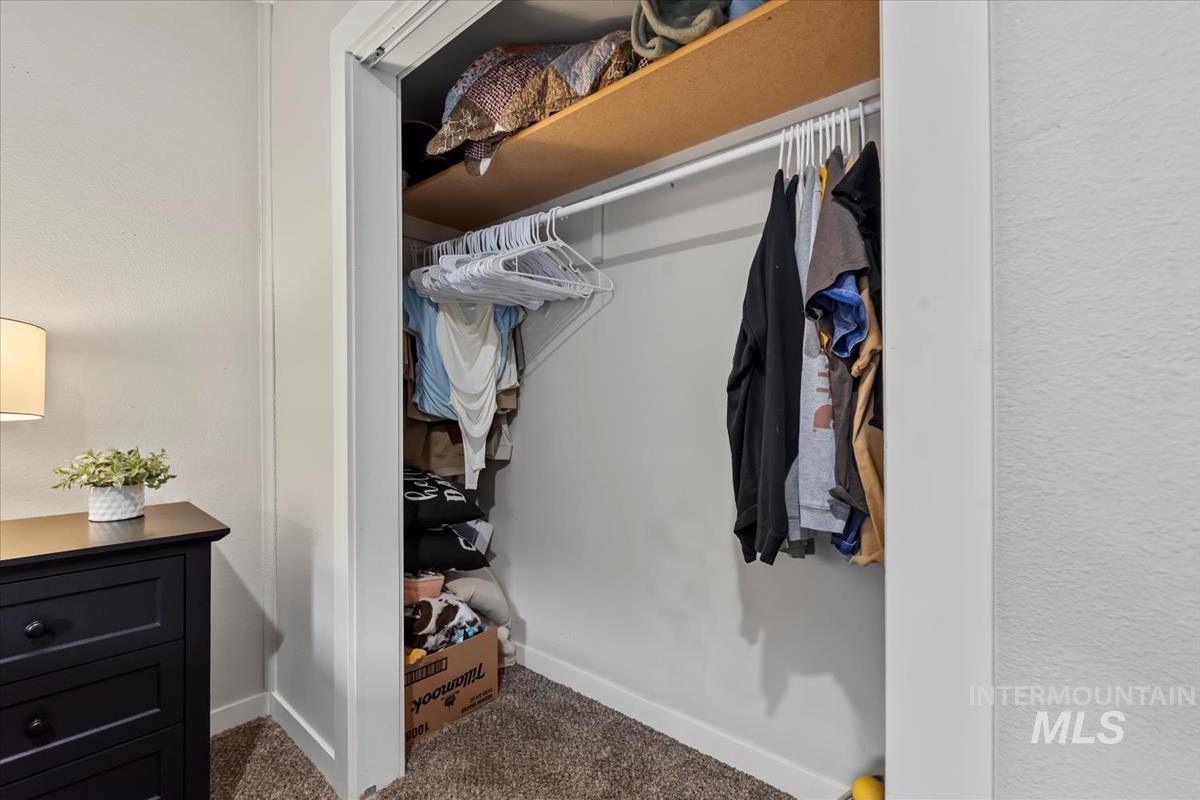 810 N 3Rd E, Mountain Home, Idaho 83647-2128, 3 Bedrooms, 1.5 Bathrooms, Residential For Sale, Price $289,900,MLS 98975242