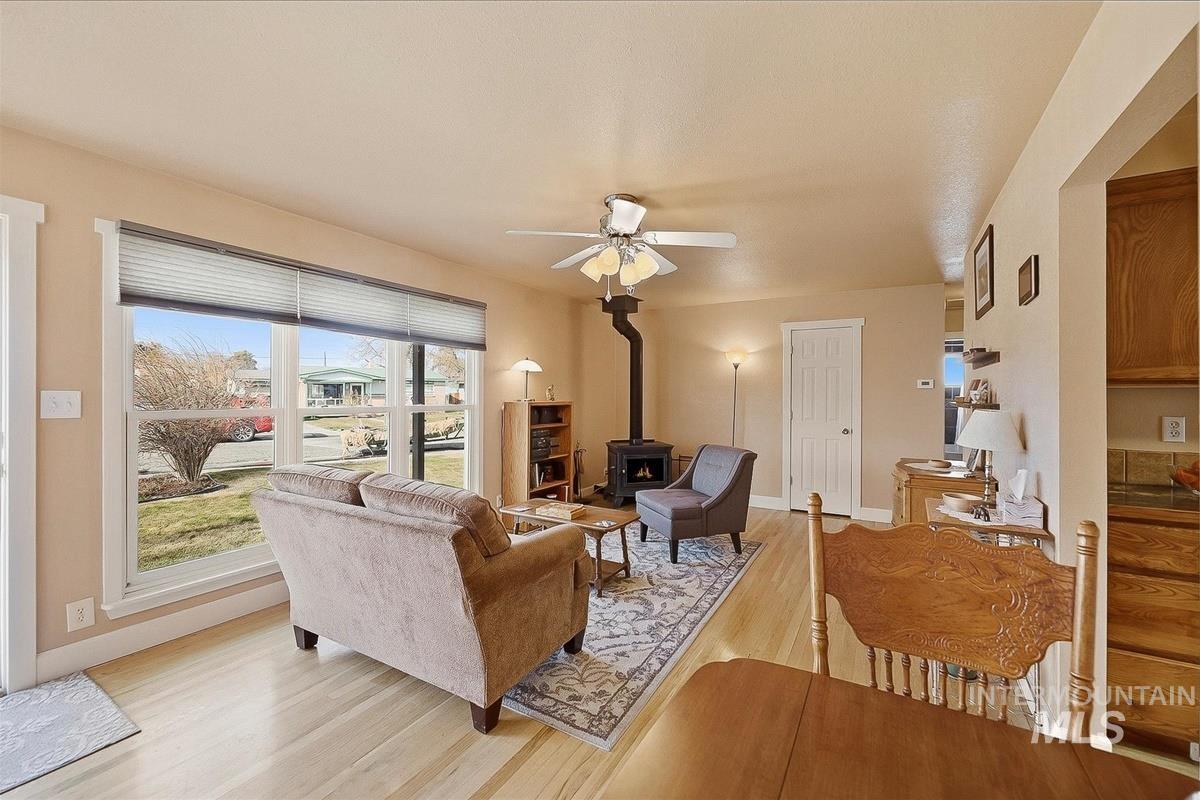 110 Abbott Dr, Mountain Home, Idaho 83647, 4 Bedrooms, 2 Bathrooms, Residential For Sale, Price $350,000,MLS 98975243