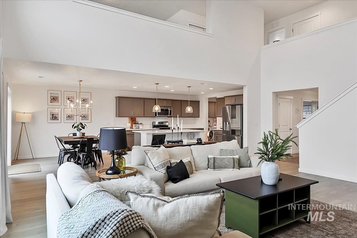 1971 Cashel St, Middleton, Idaho 83644, 4 Bedrooms, 3.5 Bathrooms, Residential For Sale, Price $619,900,MLS 98975245