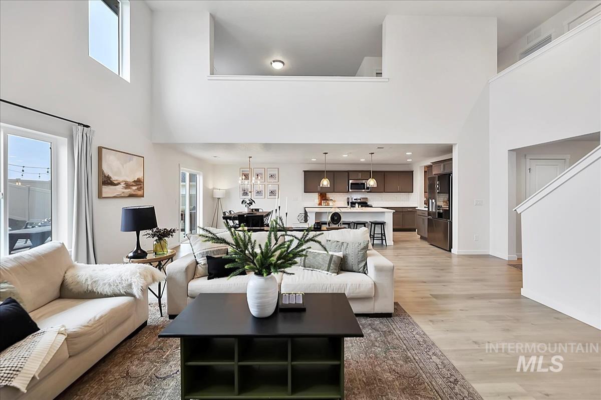 1971 Cashel St, Middleton, Idaho 83644, 4 Bedrooms, 3.5 Bathrooms, Residential For Sale, Price $619,900,MLS 98975245