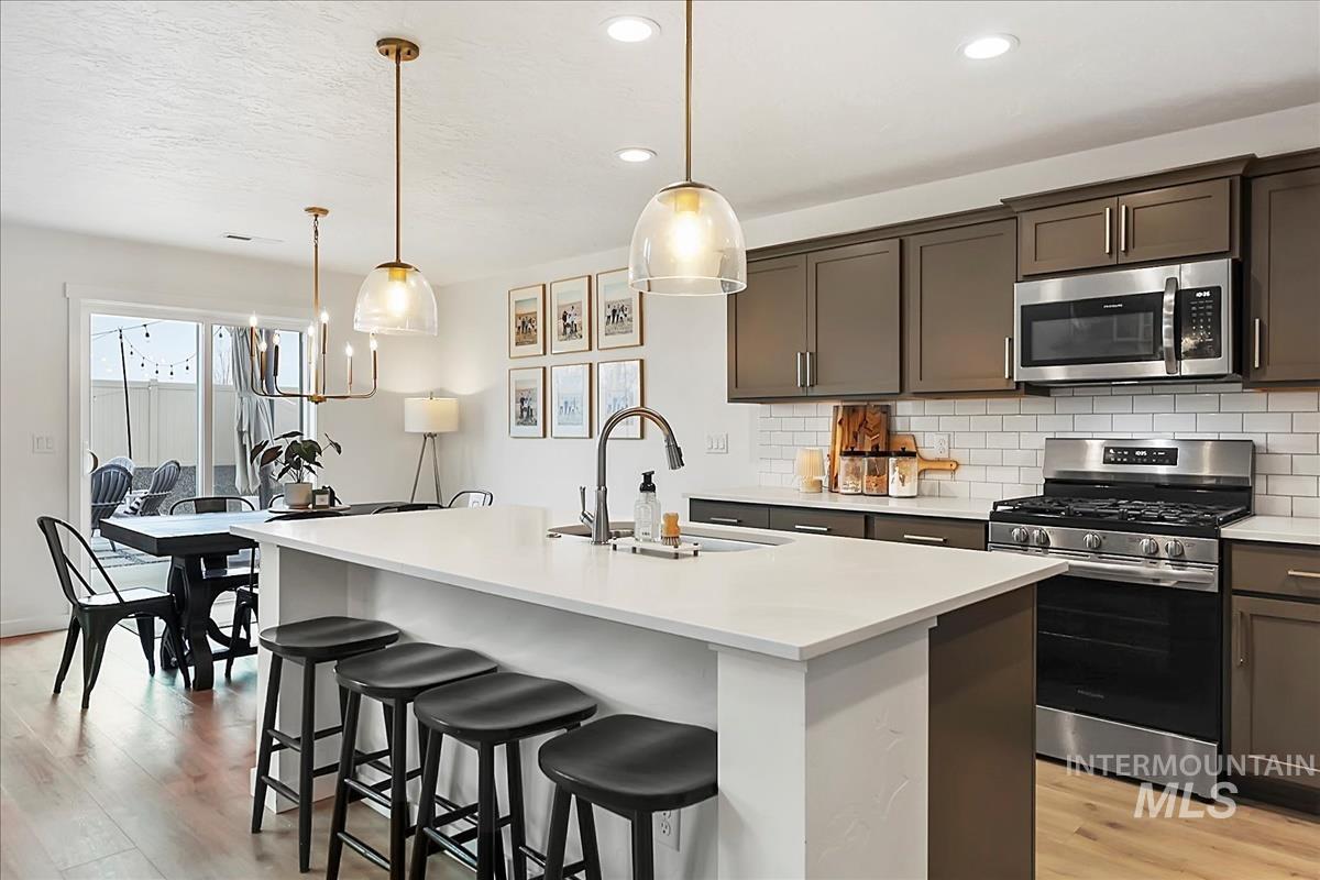 1971 Cashel St, Middleton, Idaho 83644, 4 Bedrooms, 3.5 Bathrooms, Residential For Sale, Price $619,900,MLS 98975245