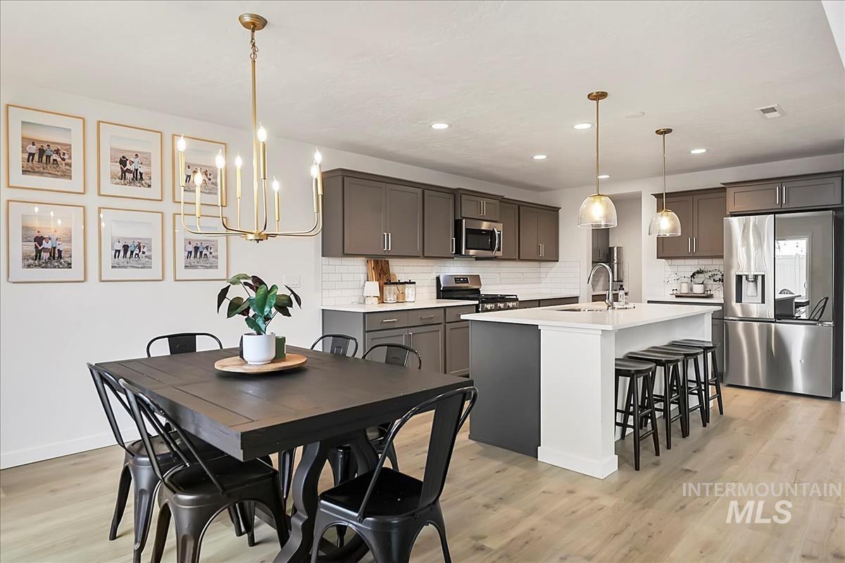 1971 Cashel St, Middleton, Idaho 83644, 4 Bedrooms, 3.5 Bathrooms, Residential For Sale, Price $619,900,MLS 98975245