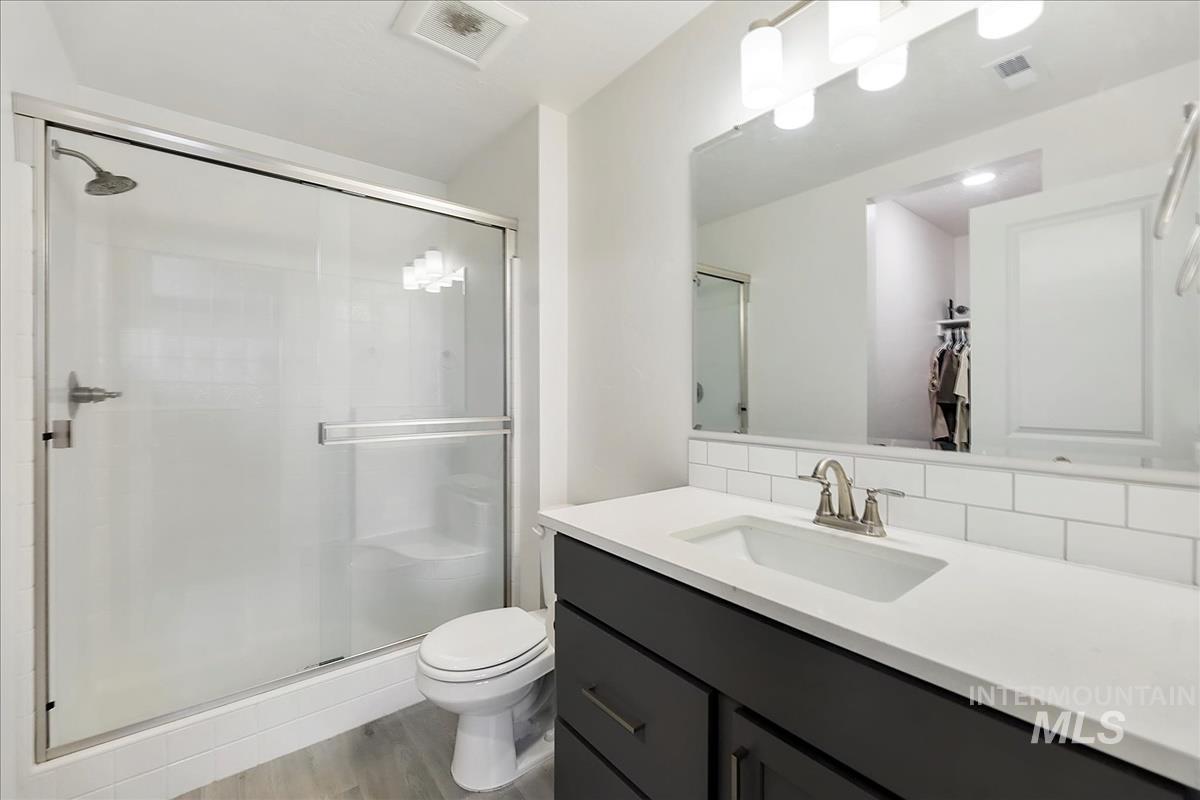 1971 Cashel St, Middleton, Idaho 83644, 4 Bedrooms, 3.5 Bathrooms, Residential For Sale, Price $619,900,MLS 98975245