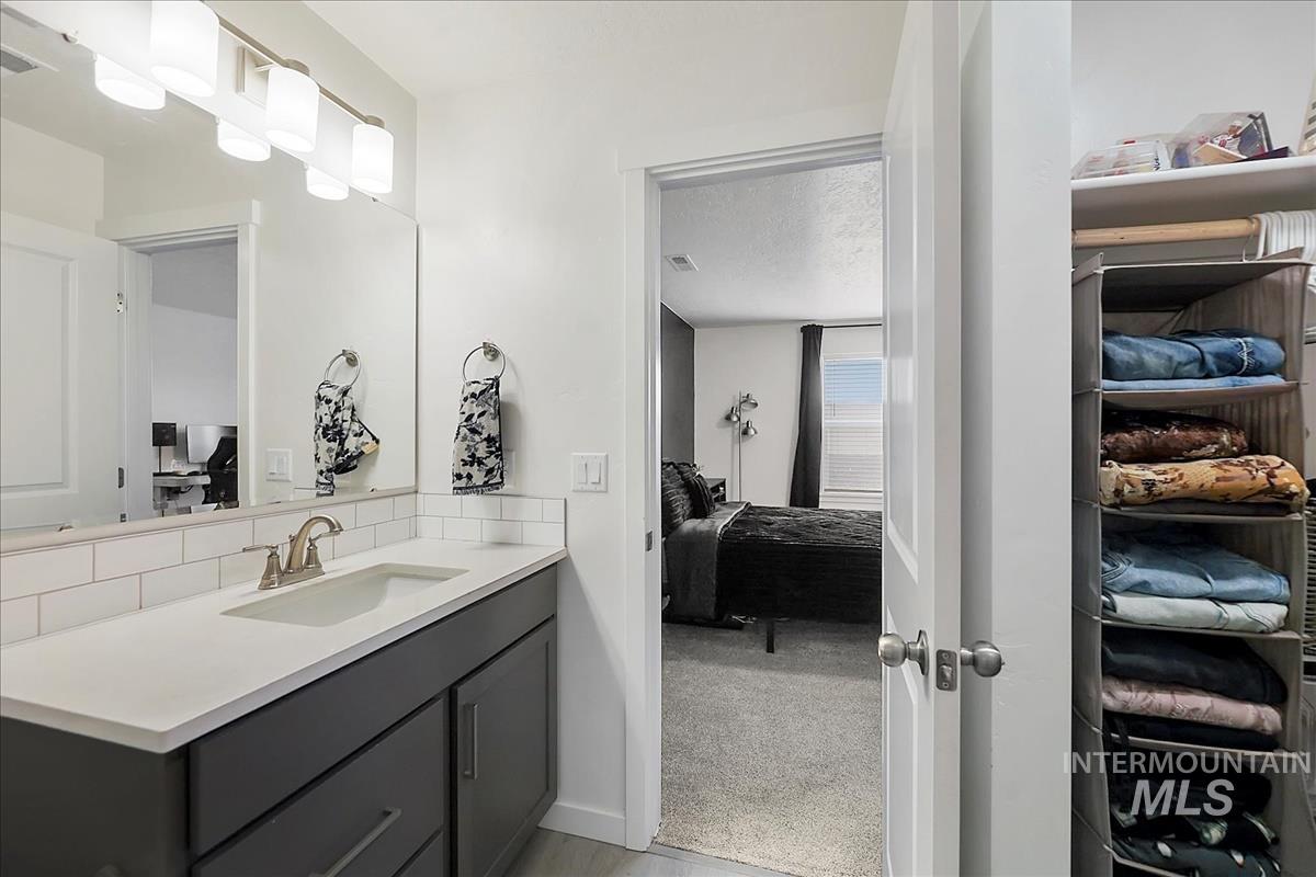 1971 Cashel St, Middleton, Idaho 83644, 4 Bedrooms, 3.5 Bathrooms, Residential For Sale, Price $619,900,MLS 98975245