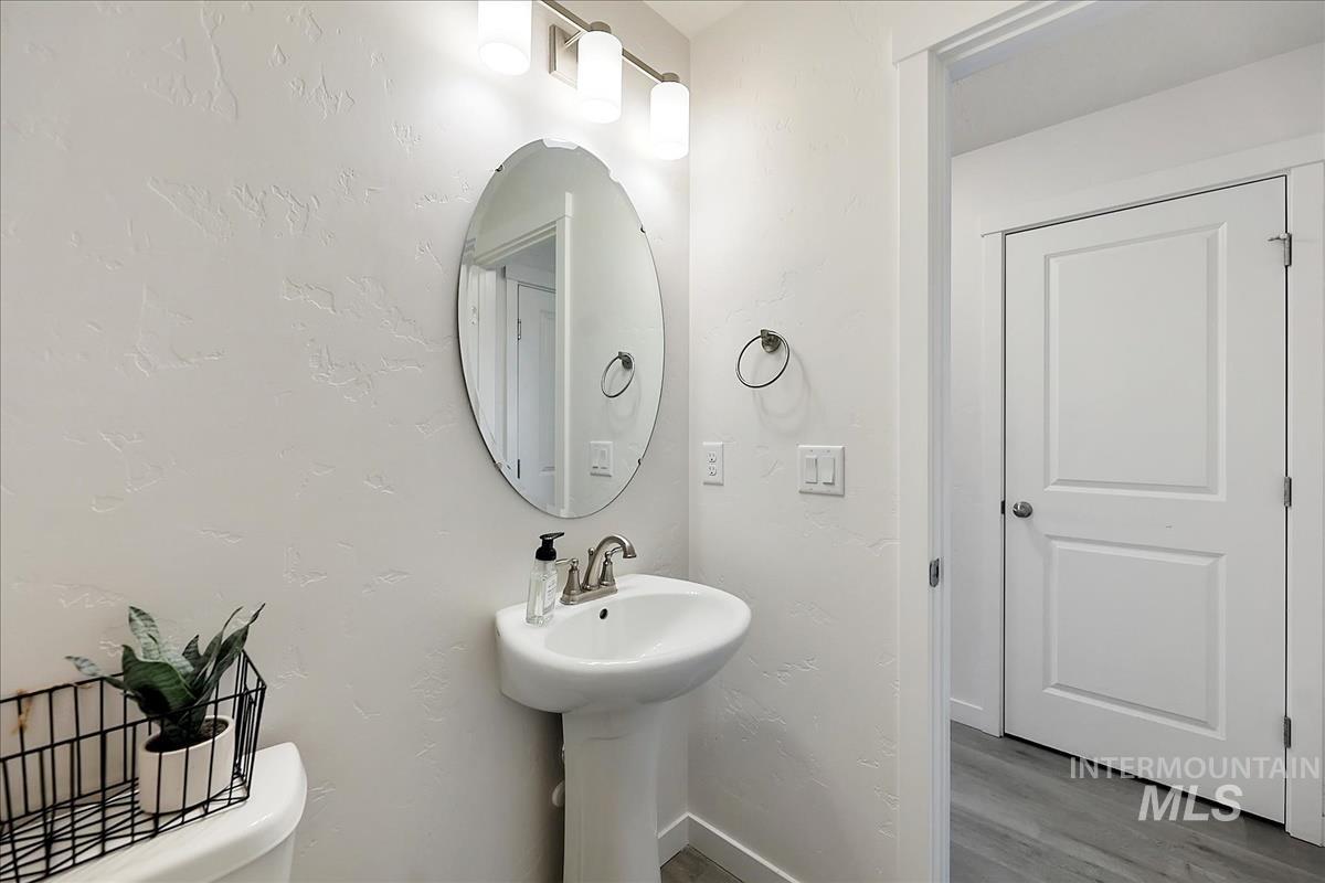 1971 Cashel St, Middleton, Idaho 83644, 4 Bedrooms, 3.5 Bathrooms, Residential For Sale, Price $619,900,MLS 98975245