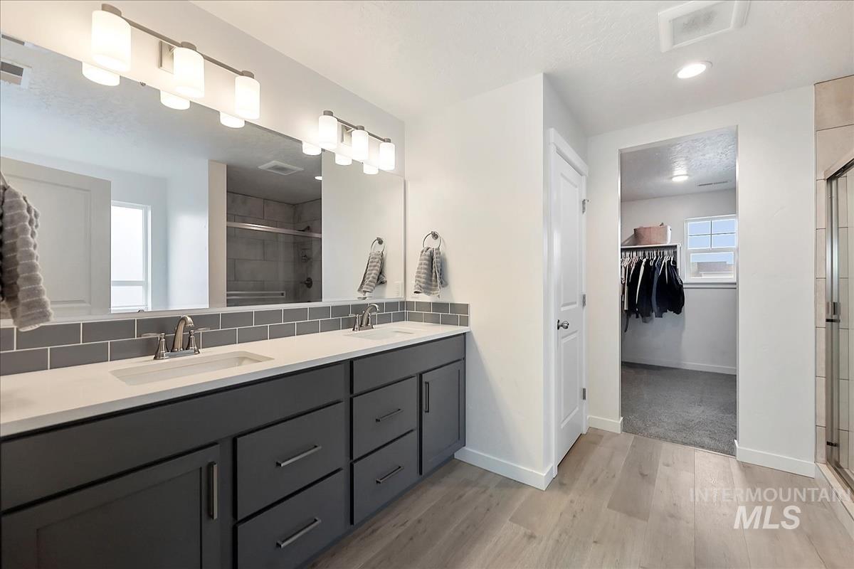 1971 Cashel St, Middleton, Idaho 83644, 4 Bedrooms, 3.5 Bathrooms, Residential For Sale, Price $619,900,MLS 98975245