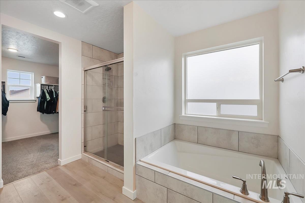 1971 Cashel St, Middleton, Idaho 83644, 4 Bedrooms, 3.5 Bathrooms, Residential For Sale, Price $619,900,MLS 98975245