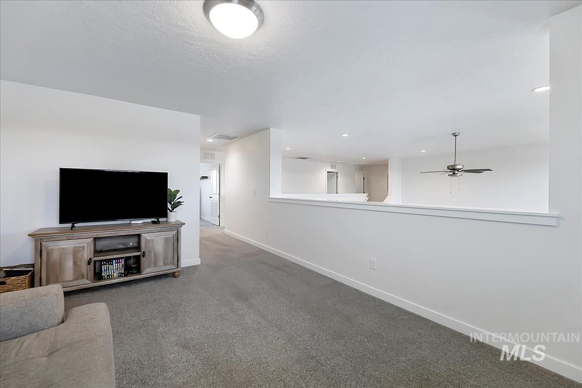 1971 Cashel St, Middleton, Idaho 83644, 4 Bedrooms, 3.5 Bathrooms, Residential For Sale, Price $619,900,MLS 98975245