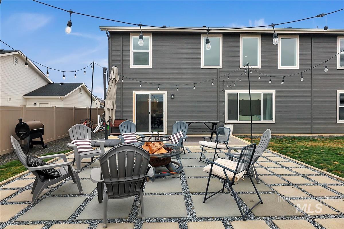 1971 Cashel St, Middleton, Idaho 83644, 4 Bedrooms, 3.5 Bathrooms, Residential For Sale, Price $619,900,MLS 98975245