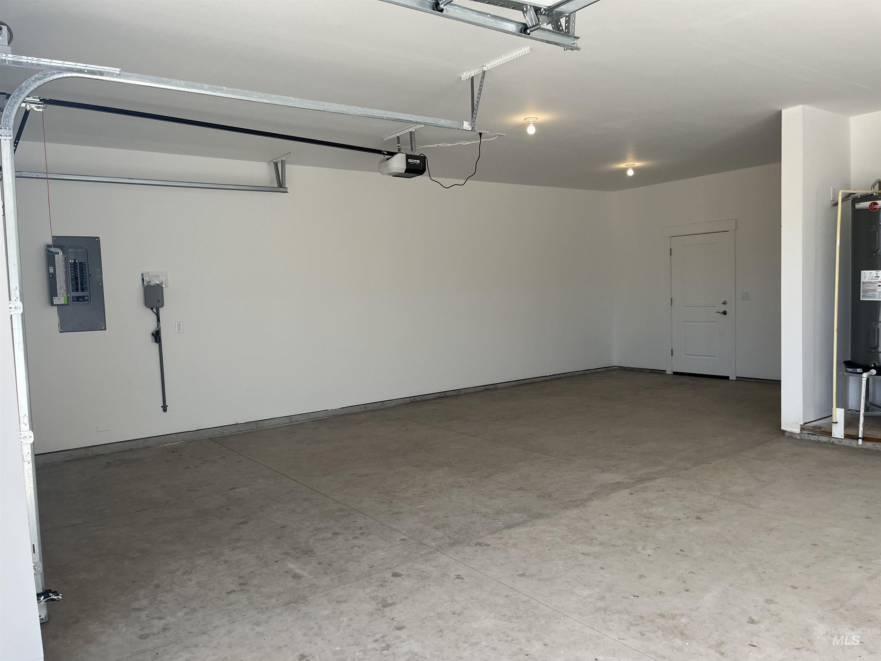 1615 Trail Way, Weiser, Idaho 83572, 3 Bedrooms, 2 Bathrooms, Residential For Sale, Price $347,442,MLS 98975246