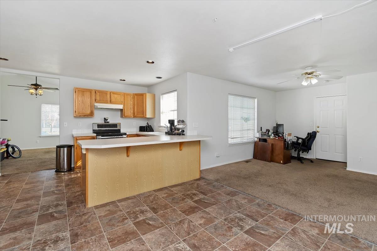 291 S Neskowin, Eagle, Idaho 83616, 3 Bedrooms, 2 Bathrooms, Residential For Sale, Price $425,000, 98975248