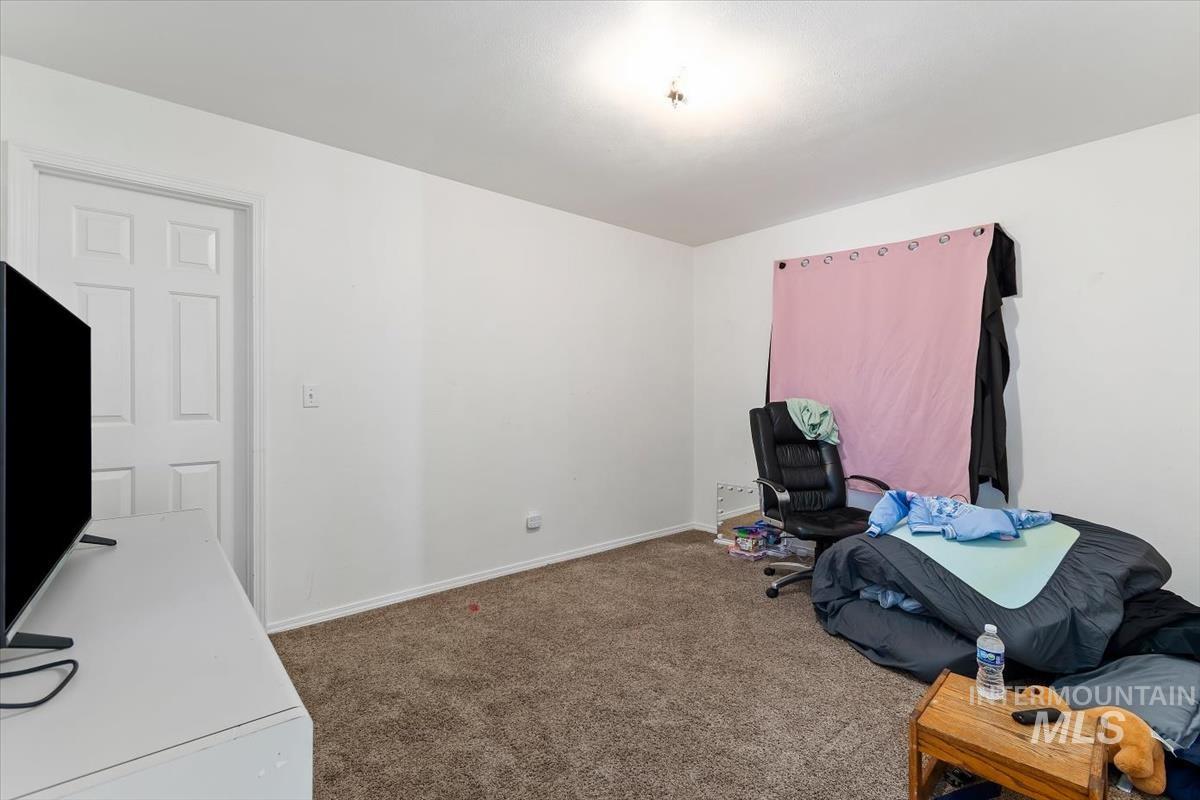 291 S Neskowin, Eagle, Idaho 83616, 3 Bedrooms, 2 Bathrooms, Residential For Sale, Price $425,000, 98975248