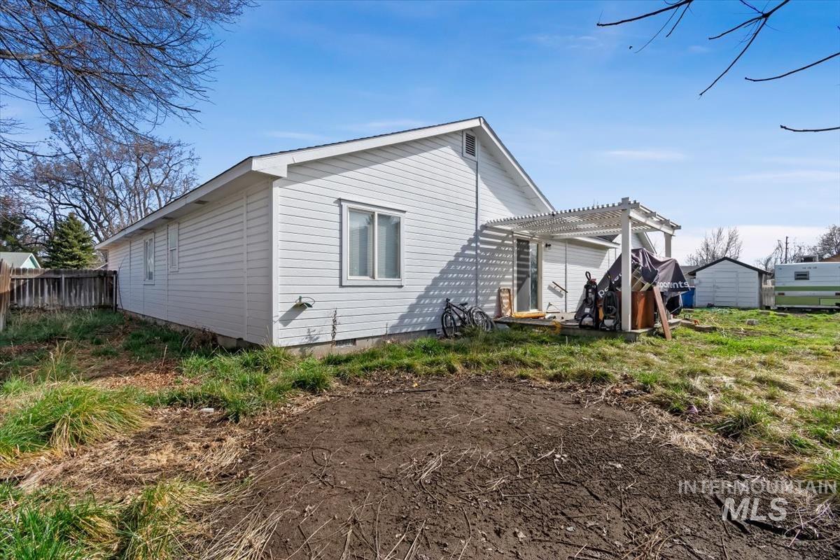 291 S Neskowin, Eagle, Idaho 83616, 3 Bedrooms, 2 Bathrooms, Residential For Sale, Price $425,000, 98975248