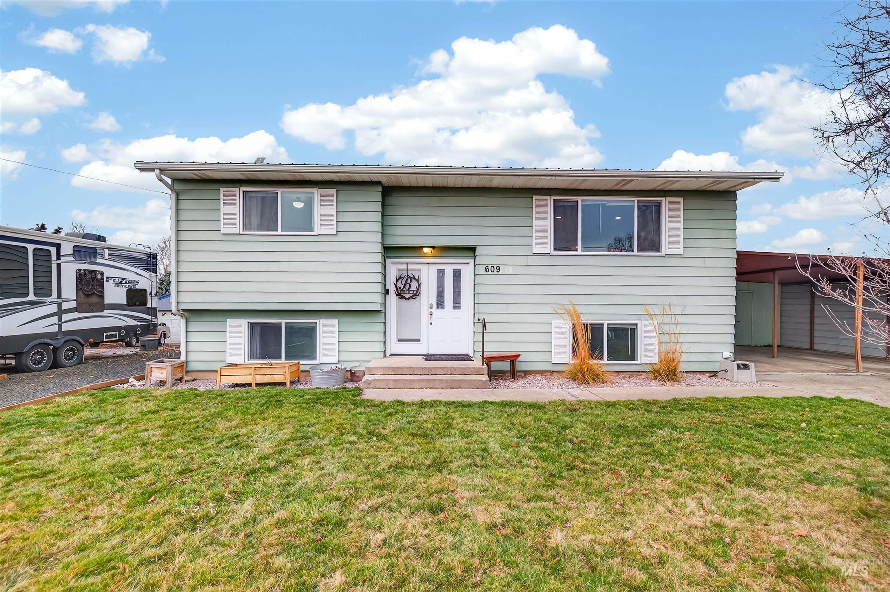 609 Linden Ave, Lewiston, Idaho 83501, 4 Bedrooms, 2 Bathrooms, Residential For Sale, Price $399,000,MLS 98975250