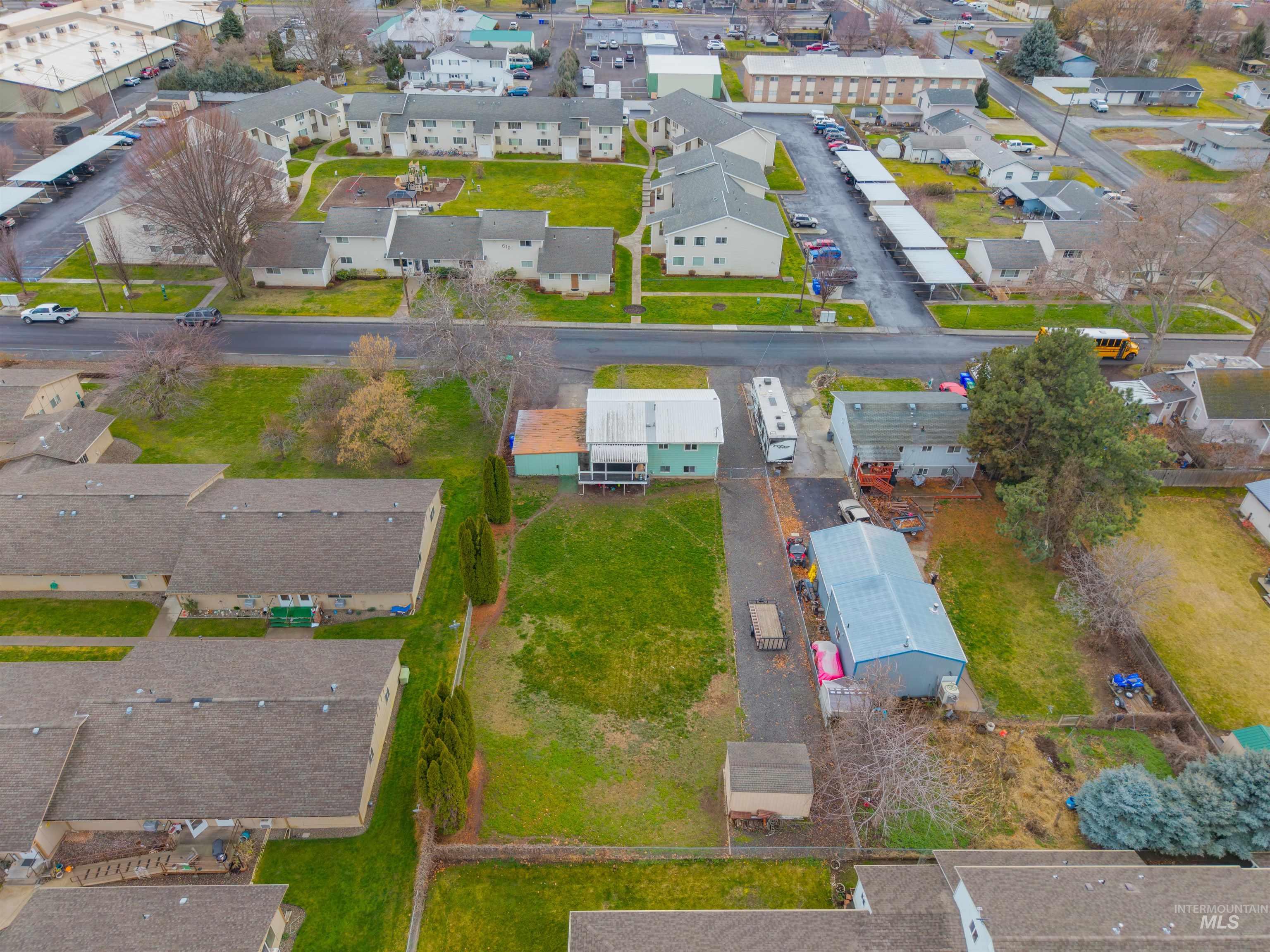 609 Linden Ave, Lewiston, Idaho 83501, 4 Bedrooms, 2 Bathrooms, Residential For Sale, Price $399,000,MLS 98975250