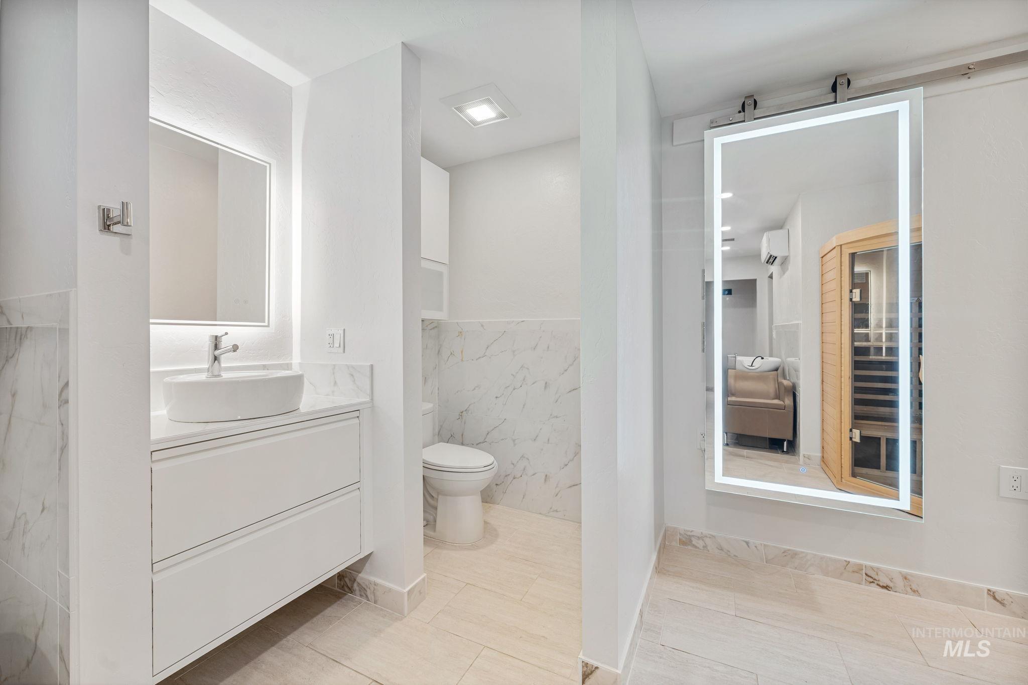 193/203 HWY 74, Twin Falls, Idaho 83301, 4 Bedrooms, 2 Bathrooms, Farm & Ranch For Sale, Price $999,999,MLS 98975251