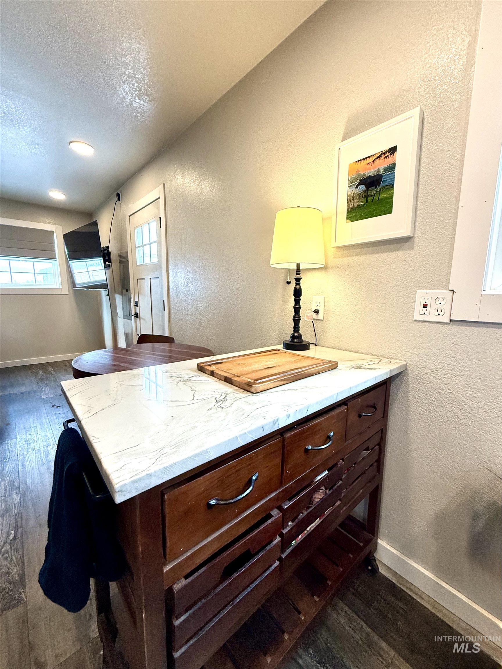 193/203 HWY 74, Twin Falls, Idaho 83301, 4 Bedrooms, 2 Bathrooms, Farm & Ranch For Sale, Price $999,999,MLS 98975251