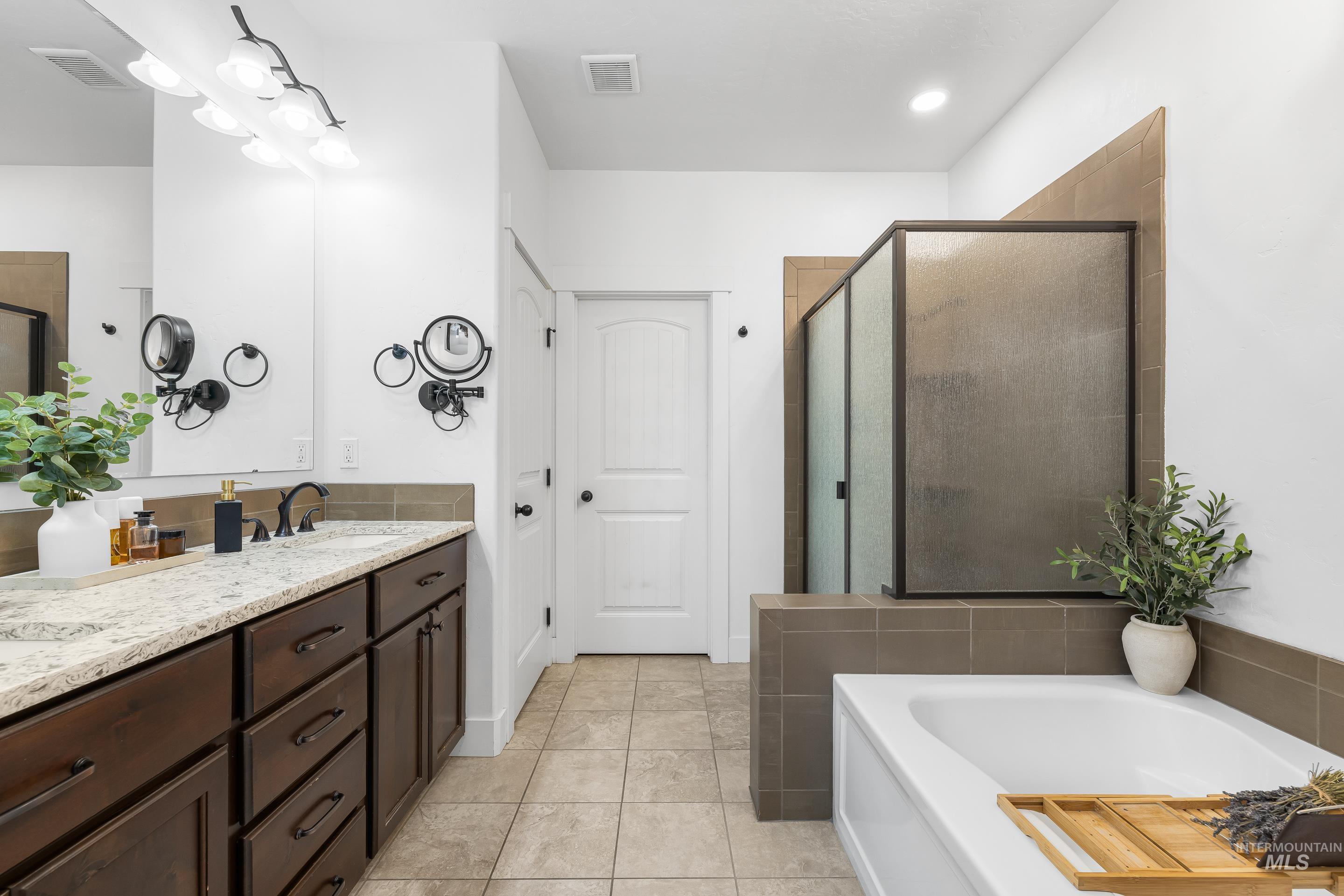 5737 W Donatella St, Eagle, Idaho 83616-7327, 4 Bedrooms, 3 Bathrooms, Residential For Sale, Price $775,000, 98975252