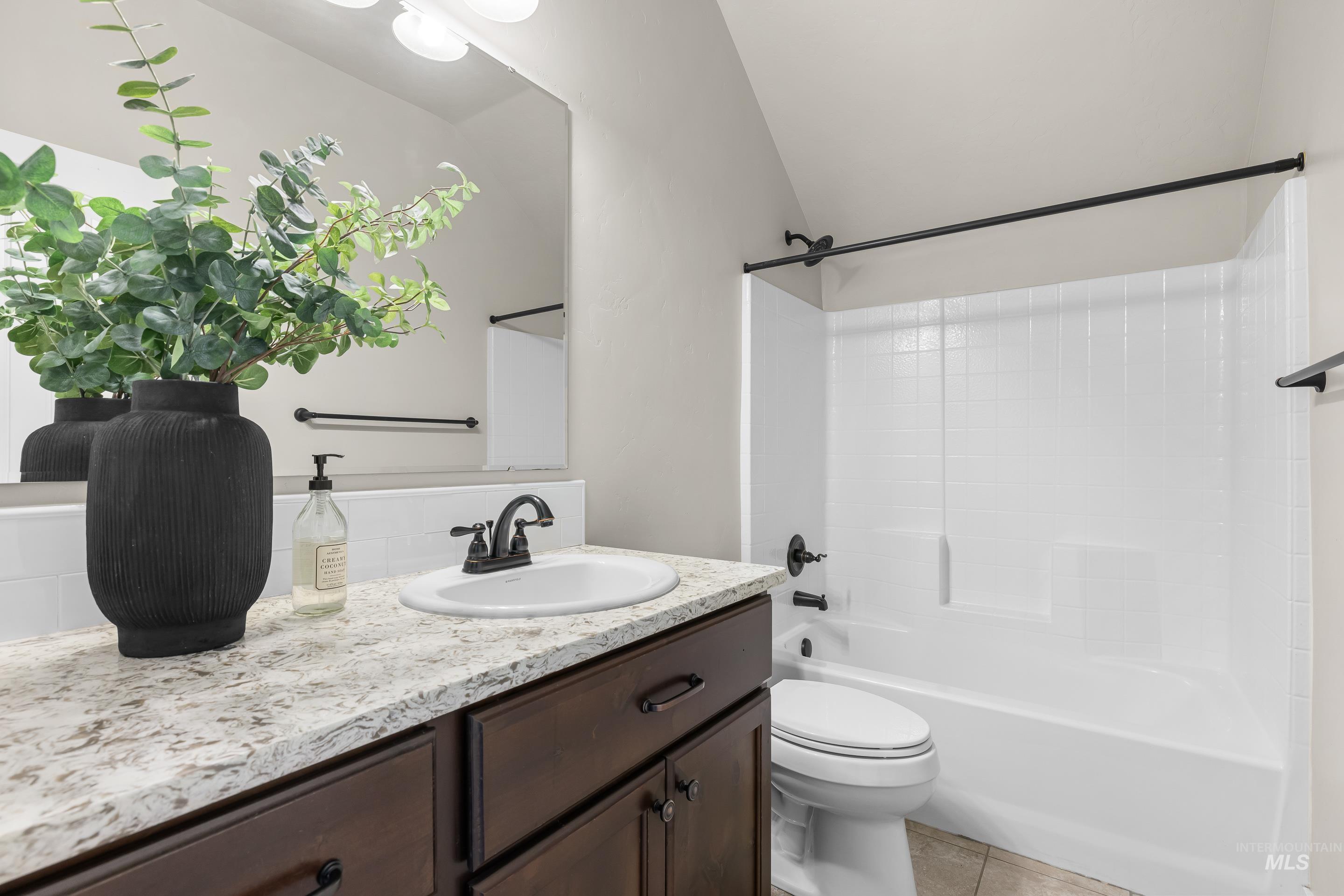 5737 W Donatella St, Eagle, Idaho 83616-7327, 4 Bedrooms, 3 Bathrooms, Residential For Sale, Price $775,000, 98975252