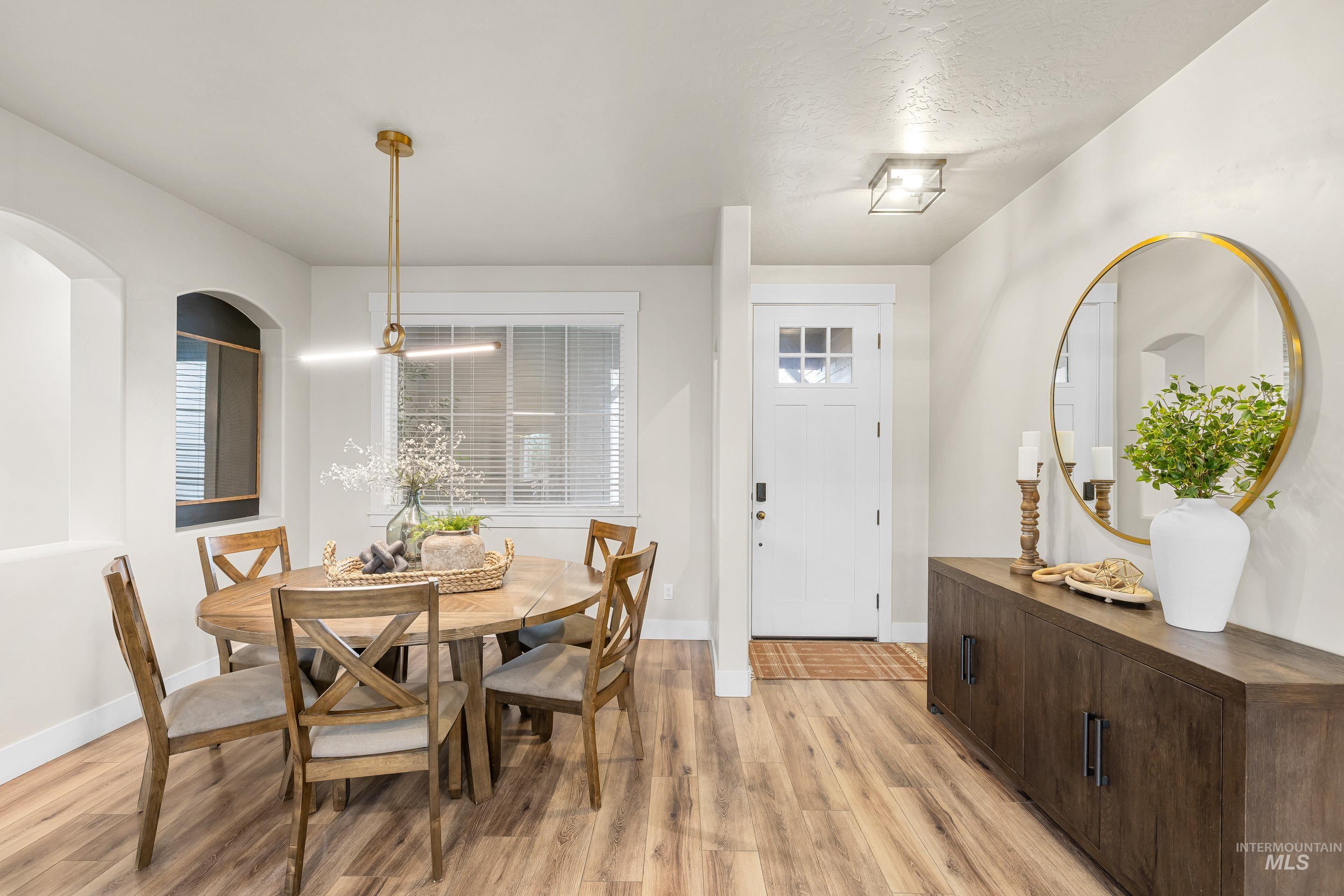 5737 W Donatella St, Eagle, Idaho 83616-7327, 4 Bedrooms, 3 Bathrooms, Residential For Sale, Price $775,000, 98975252