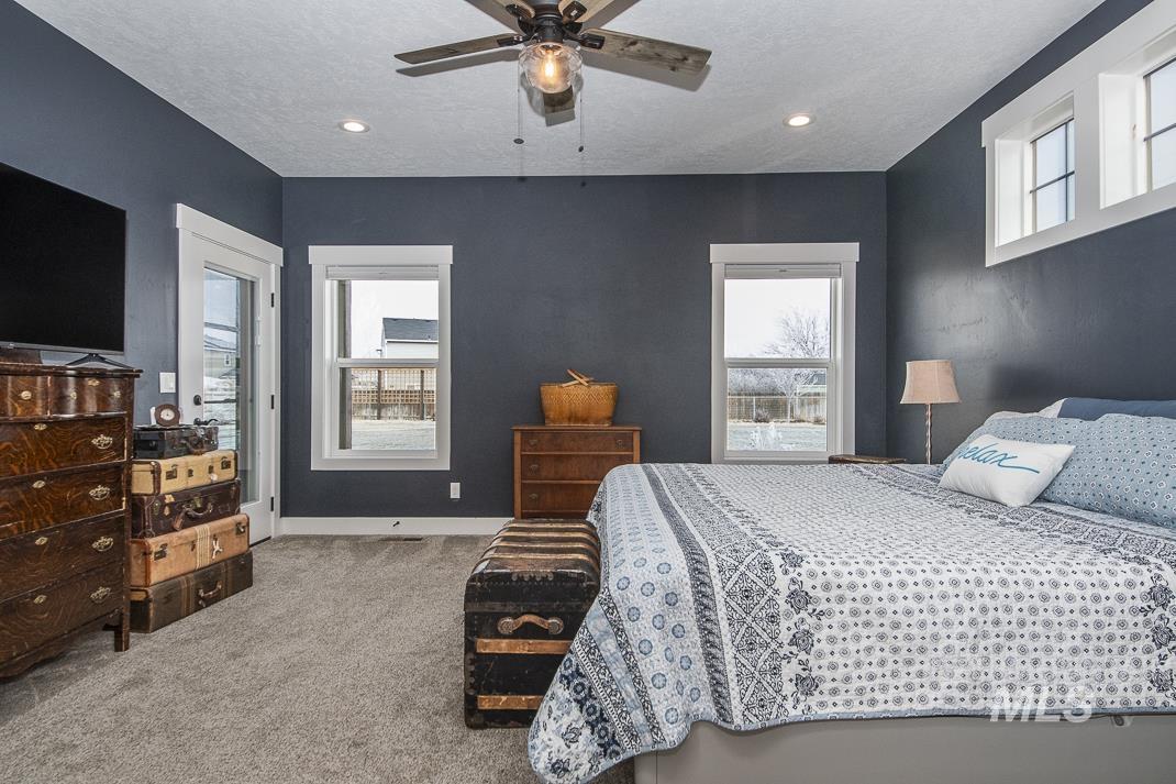 1251 Swan Falls Rd, Kuna, Idaho 83634, 3 Bedrooms, 3 Bathrooms, Residential For Sale, Price $1,090,000,MLS 98975254