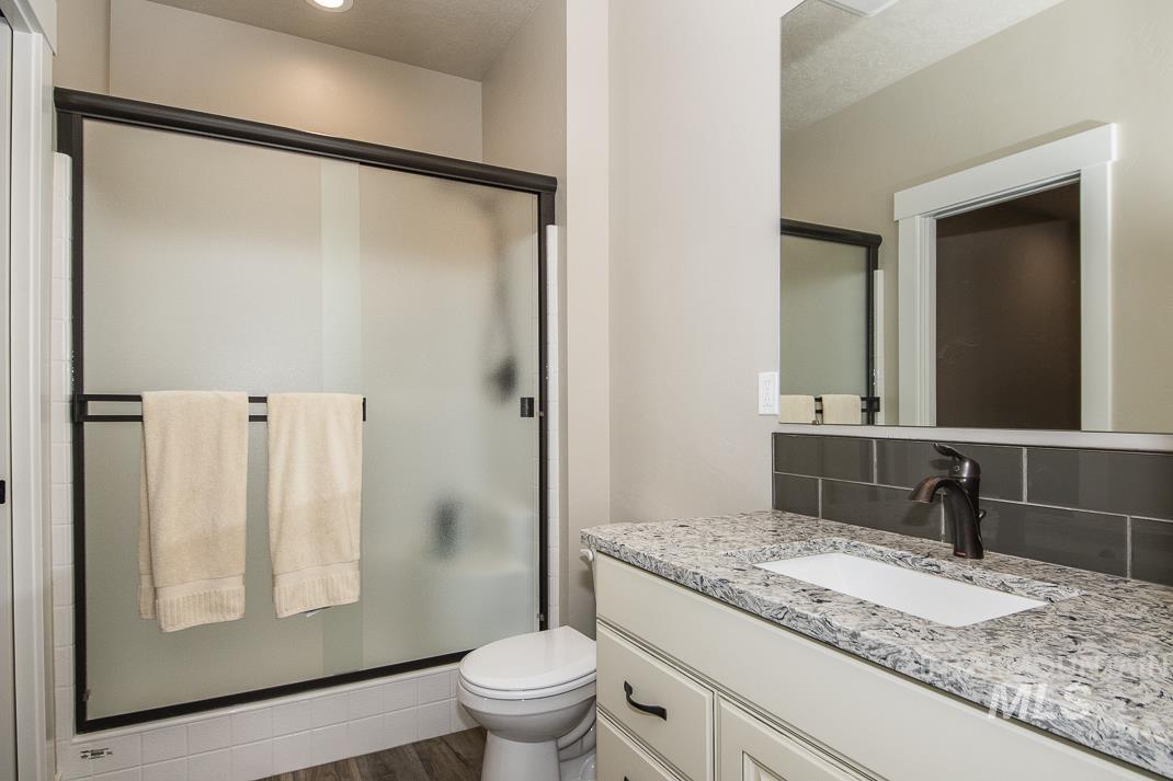 1251 Swan Falls Rd, Kuna, Idaho 83634, 3 Bedrooms, 3 Bathrooms, Residential For Sale, Price $1,090,000,MLS 98975254