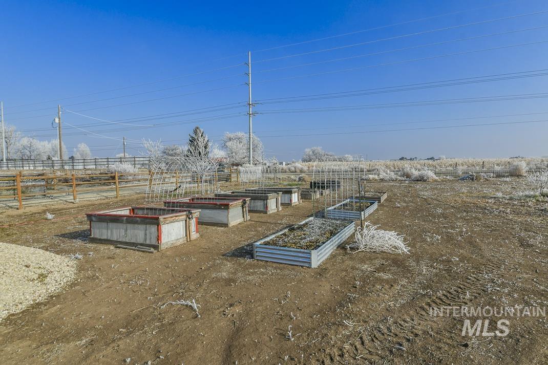 1251 Swan Falls Rd, Kuna, Idaho 83634, 3 Bedrooms, 3 Bathrooms, Residential For Sale, Price $1,090,000,MLS 98975254