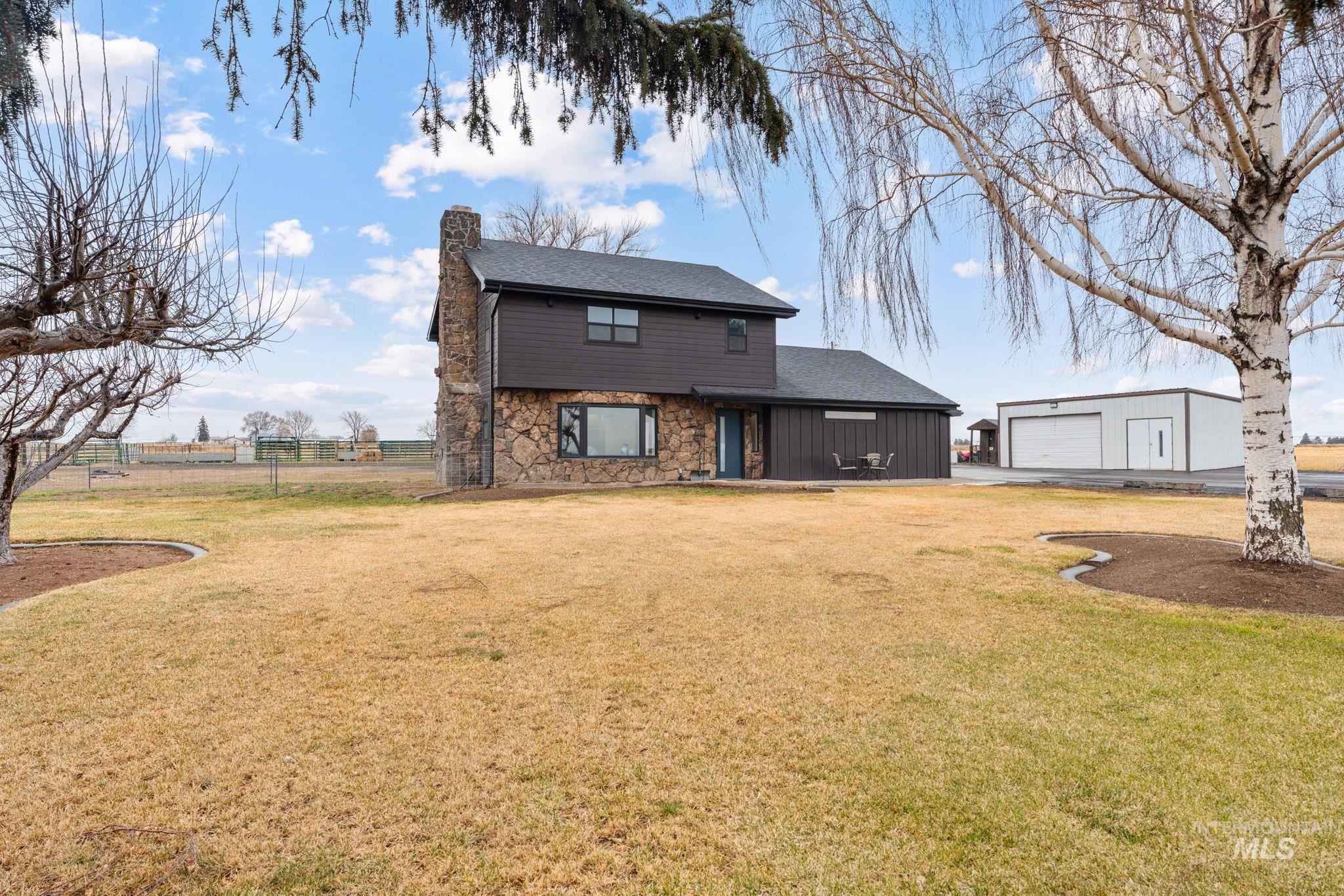 193 HWY 74, Twin Falls, Idaho 83301, 4 Bedrooms, 2 Bathrooms, Residential For Sale, Price $999,999,MLS 98975255