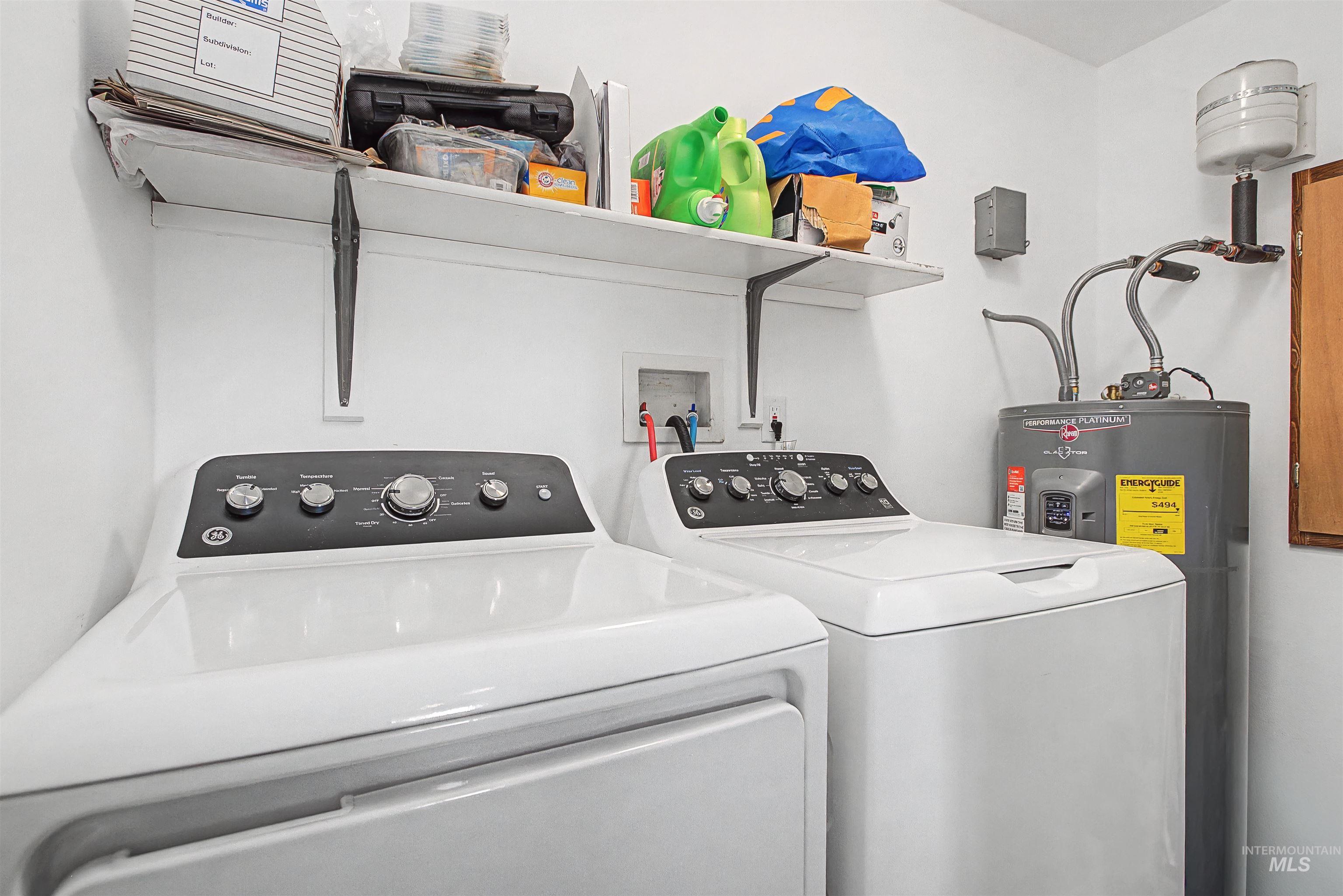 919 9th Street, Clarkston, Washington 99403, 3 Bedrooms, 2 Bathrooms, Residential For Sale, Price $368,000,MLS 98975256