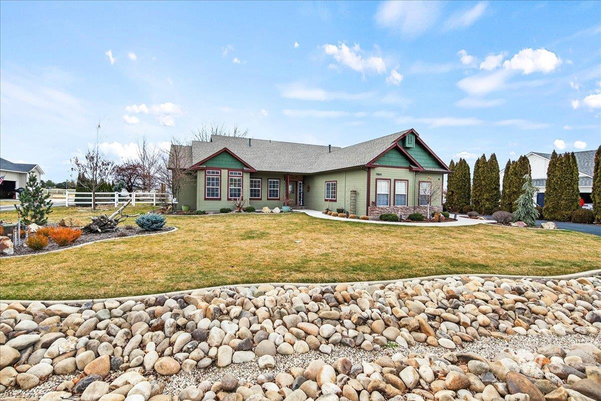7901 S Chisum Way, Meridian, Idaho 83642, 3 Bedrooms, 2 Bathrooms, Residential For Sale, Price $825,000,MLS 98975257