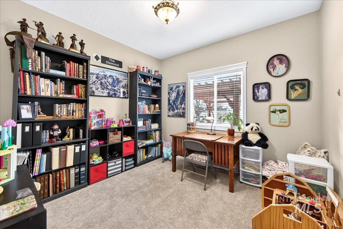 7901 S Chisum Way, Meridian, Idaho 83642, 3 Bedrooms, 2 Bathrooms, Residential For Sale, Price $825,000,MLS 98975257