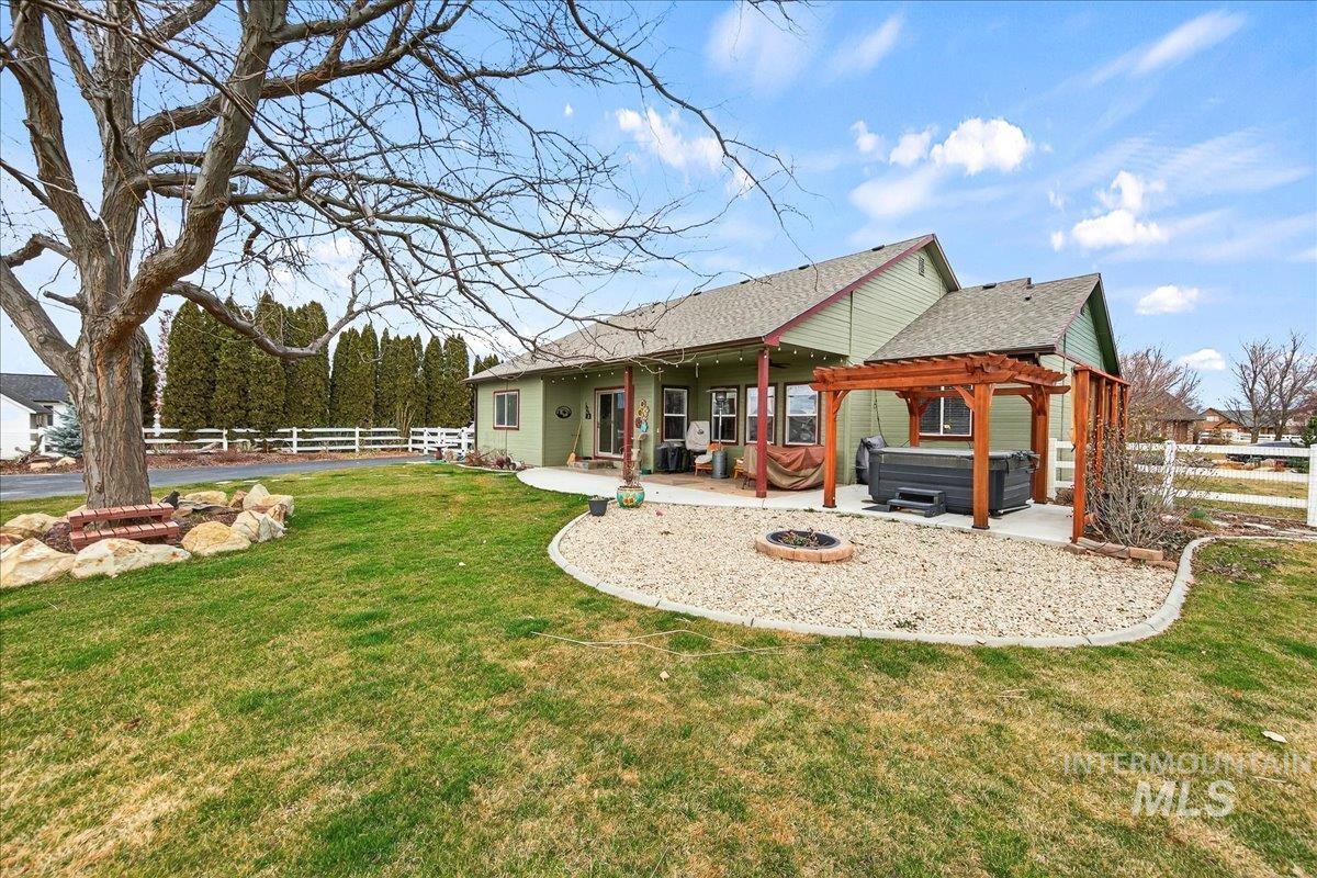 7901 S Chisum Way, Meridian, Idaho 83642, 3 Bedrooms, 2 Bathrooms, Residential For Sale, Price $825,000,MLS 98975257