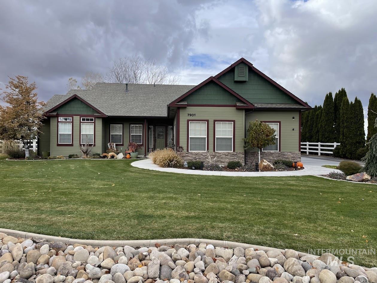 7901 S Chisum Way, Meridian, Idaho 83642, 3 Bedrooms, 2 Bathrooms, Residential For Sale, Price $825,000,MLS 98975257
