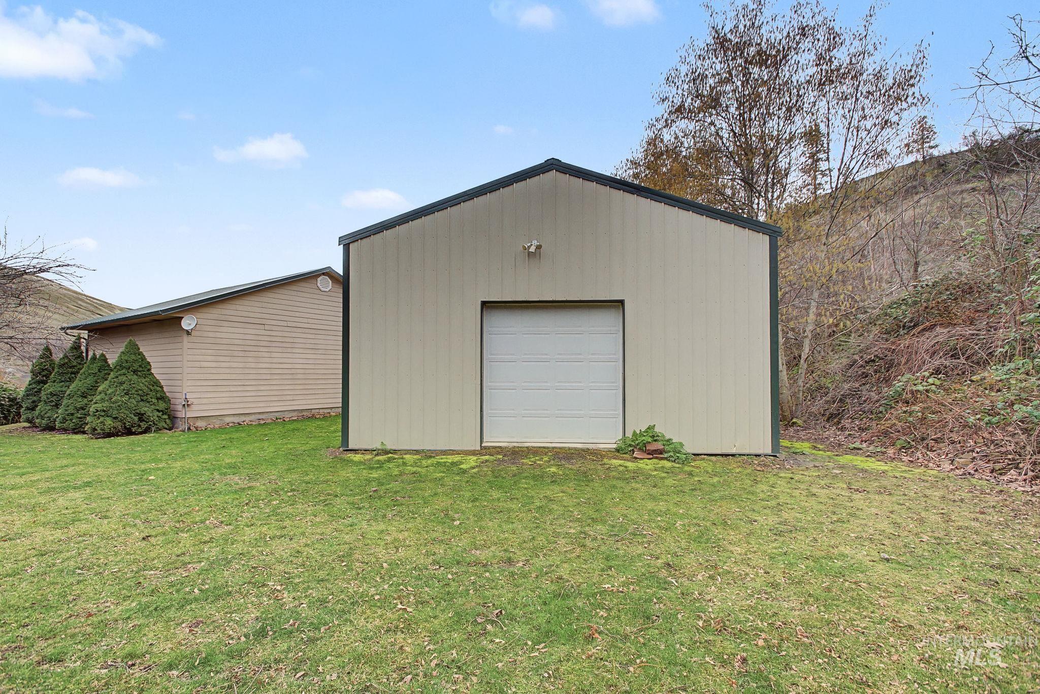 20485 Cottontail Lane, Culdesac, Idaho 83524, 4 Bedrooms, 3 Bathrooms, Residential For Sale, Price $825,000,MLS 98975260