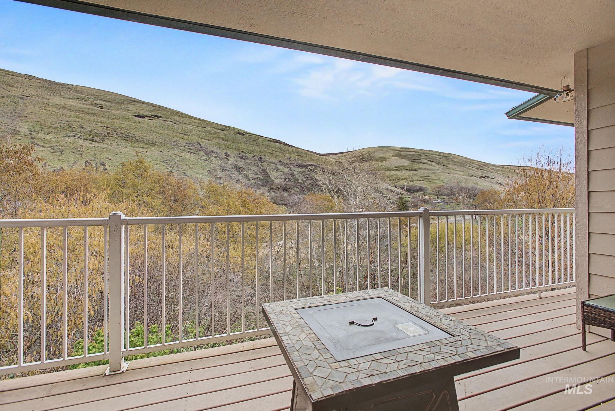 20485 Cottontail Lane, Culdesac, Idaho 83524, 4 Bedrooms, 3 Bathrooms, Residential For Sale, Price $825,000, 98975260