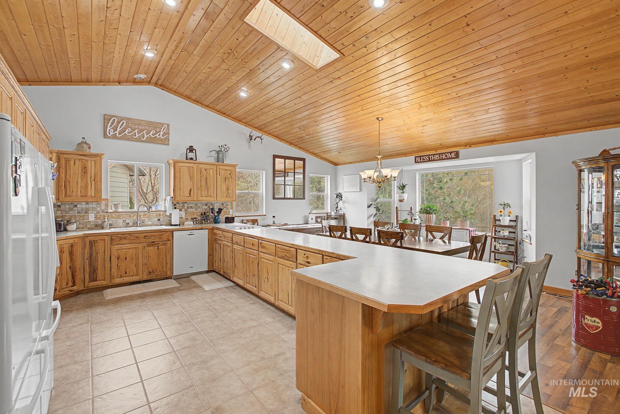 20485 Cottontail Lane, Culdesac, Idaho 83524, 4 Bedrooms, 3 Bathrooms, Residential For Sale, Price $825,000,MLS 98975260