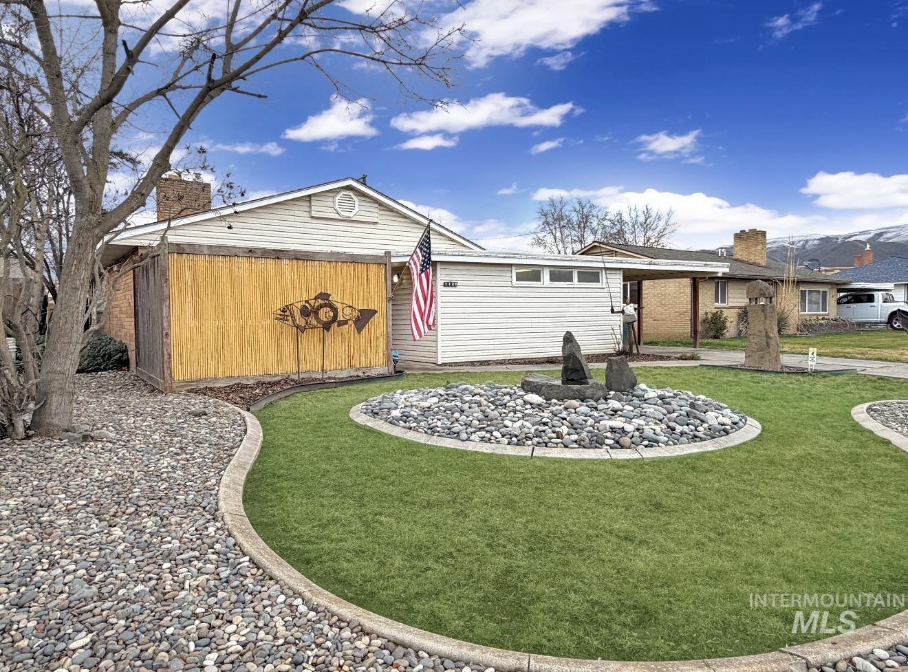 1126 4th St, Clarkston, Washington 99403, 2 Bedrooms, 1 Bathroom, Residential For Sale, Price $299,000,MLS 98975261