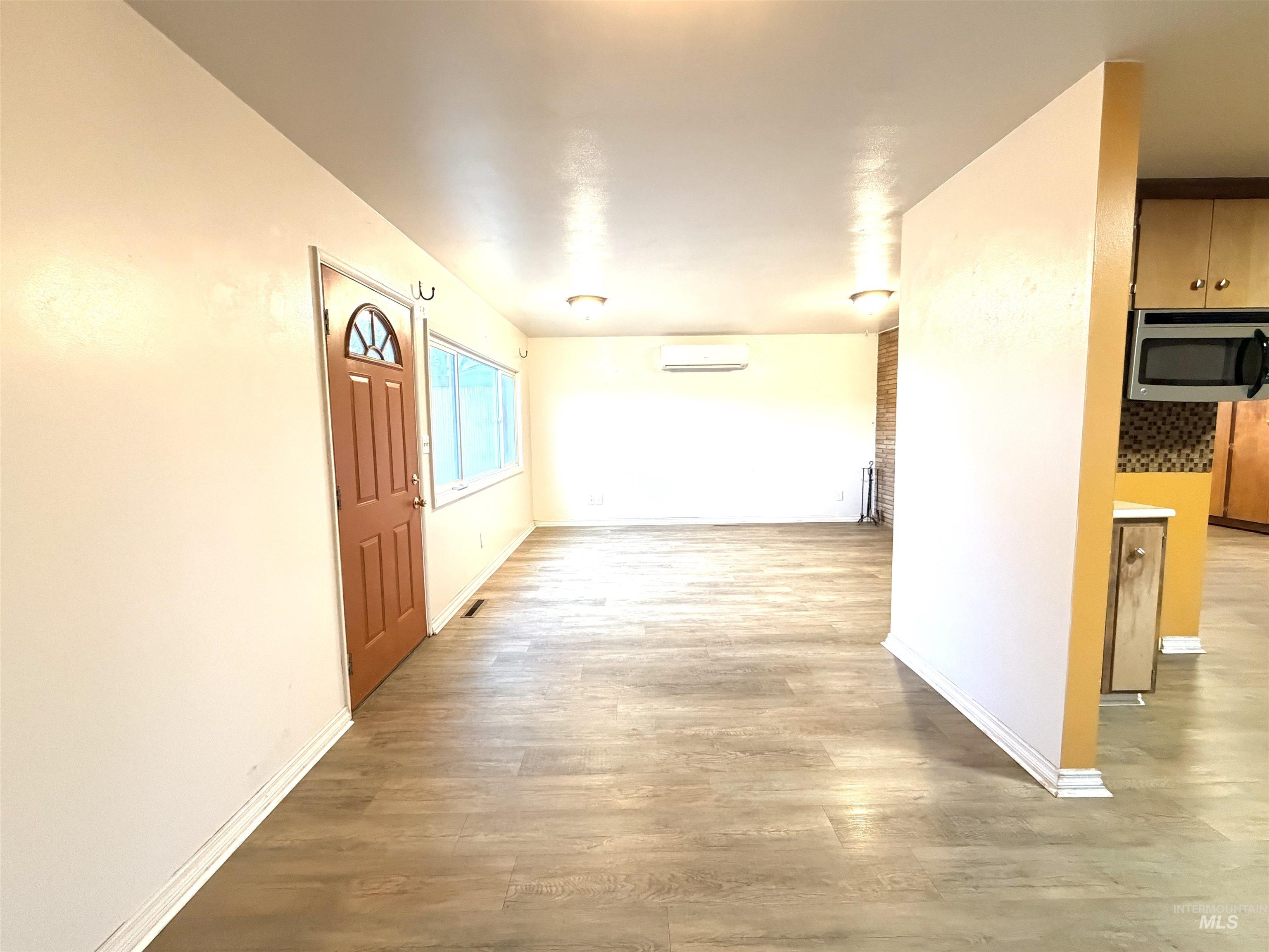 1126 4th St, Clarkston, Washington 99403, 2 Bedrooms, 1 Bathroom, Residential For Sale, Price $299,000,MLS 98975261