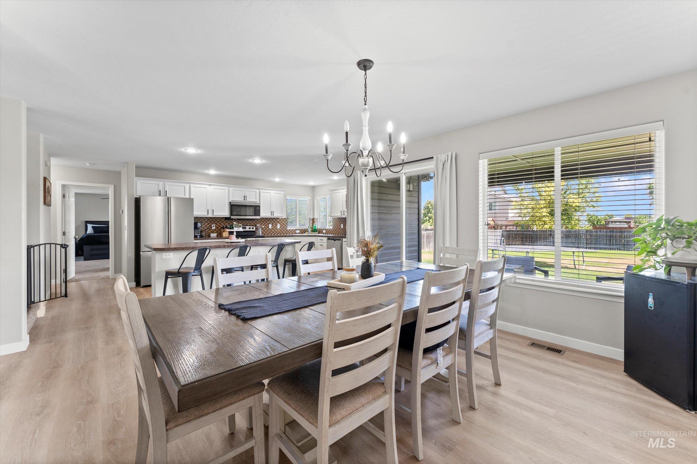 9290 S Cherry Apple, Kuna, Idaho 83634, 6 Bedrooms, 3.5 Bathrooms, Residential For Sale, Price $600,000,MLS 98975262