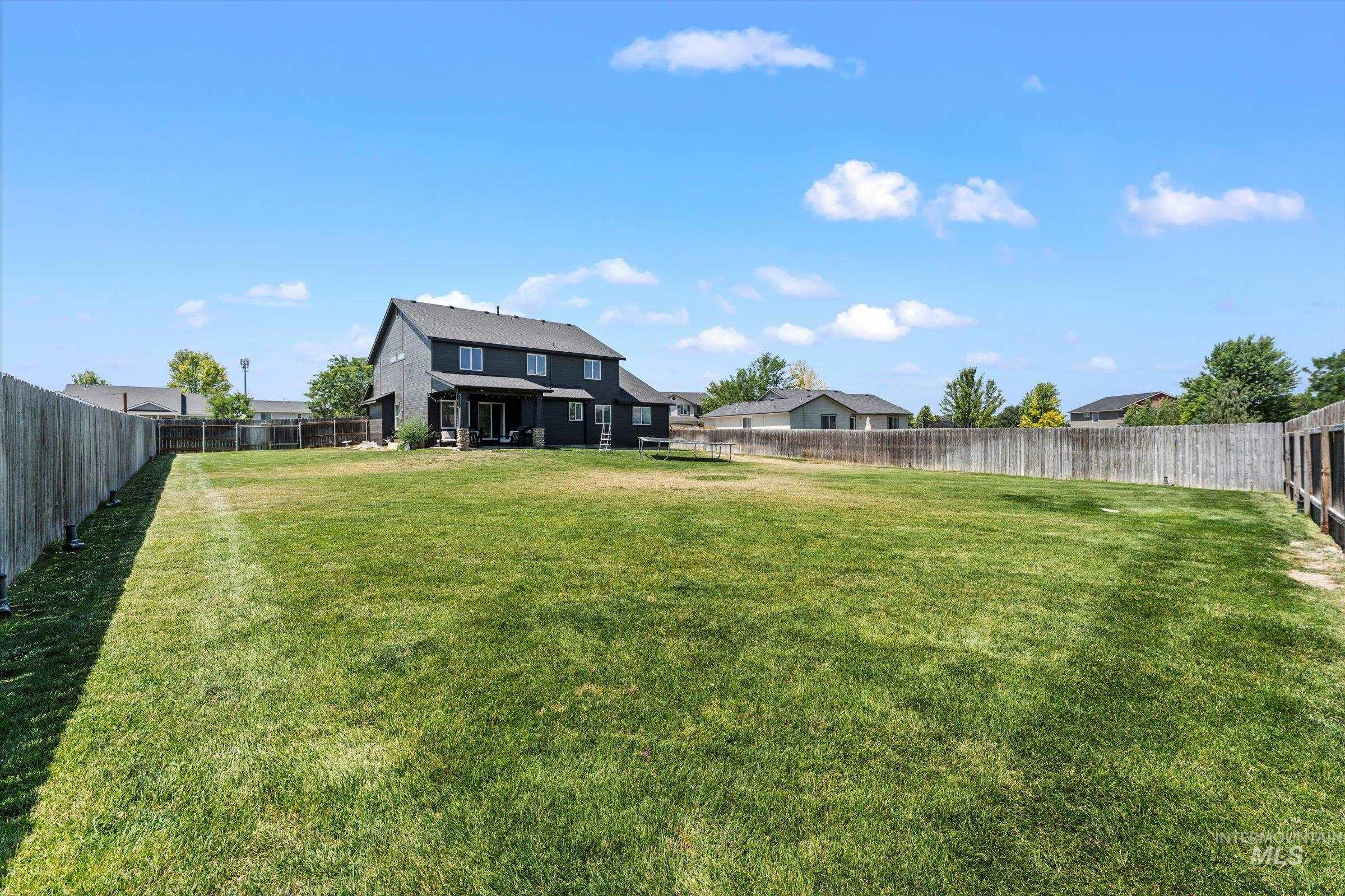 9290 S Cherry Apple, Kuna, Idaho 83634, 6 Bedrooms, 3.5 Bathrooms, Residential For Sale, Price $600,000,MLS 98975262