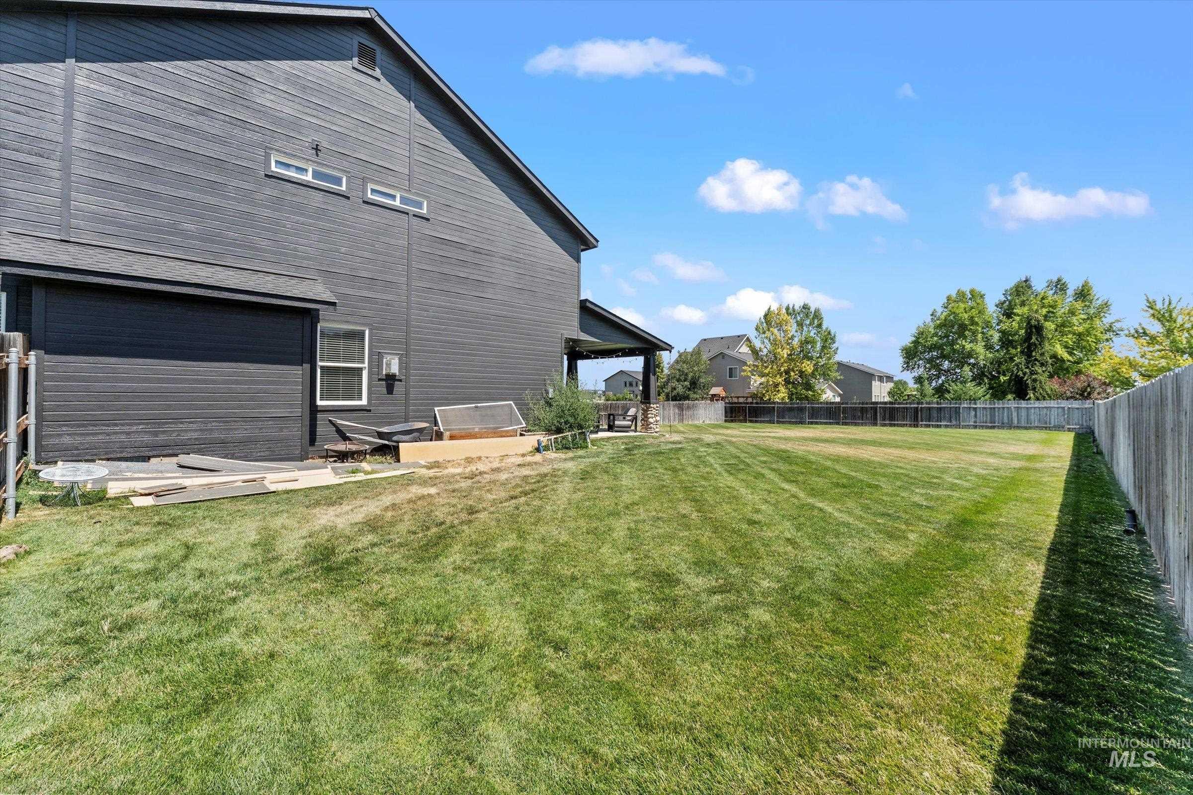 9290 S Cherry Apple, Kuna, Idaho 83634, 6 Bedrooms, 3.5 Bathrooms, Residential For Sale, Price $600,000,MLS 98975262