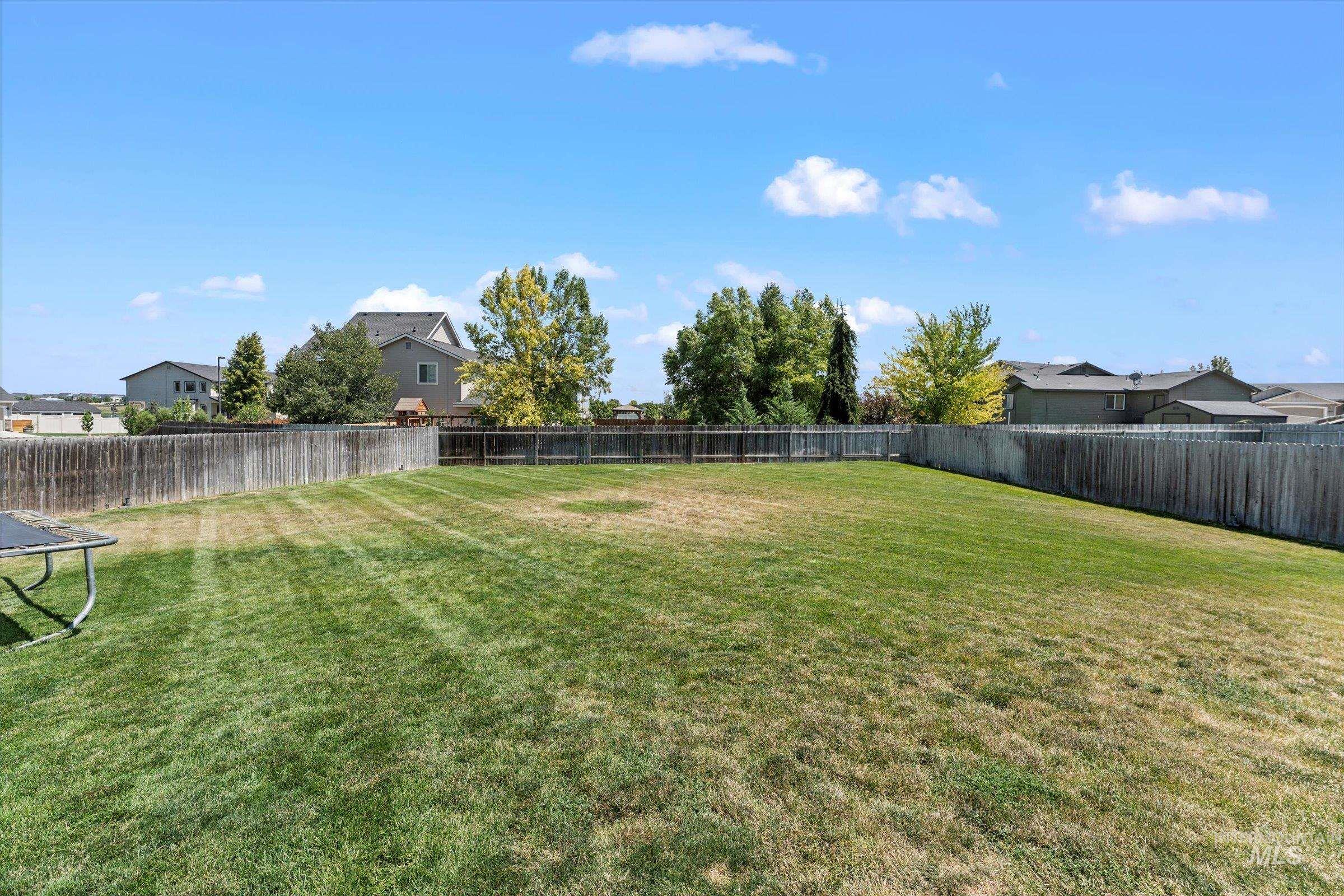 9290 S Cherry Apple, Kuna, Idaho 83634, 6 Bedrooms, 3.5 Bathrooms, Residential For Sale, Price $600,000,MLS 98975262