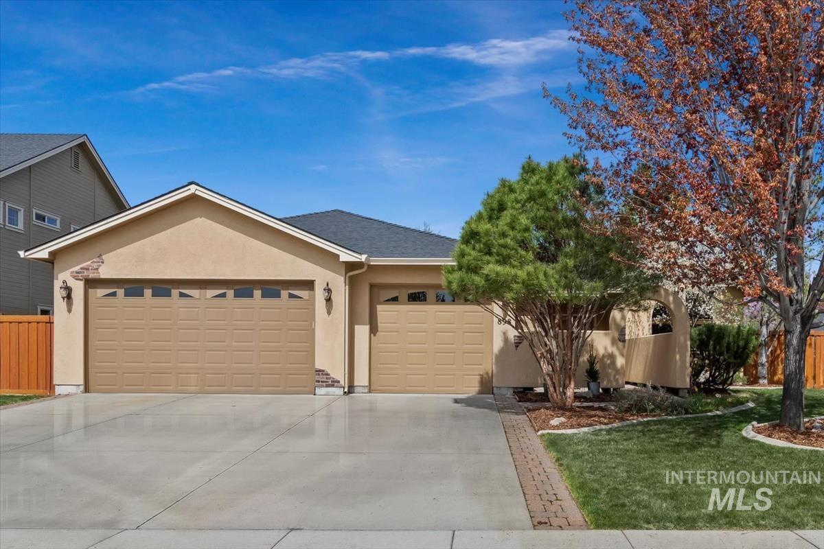 898 E Segundo, Meridian, Idaho 83646, 4 Bedrooms, 2 Bathrooms, Residential For Sale, Price $599,900,MLS 98975263