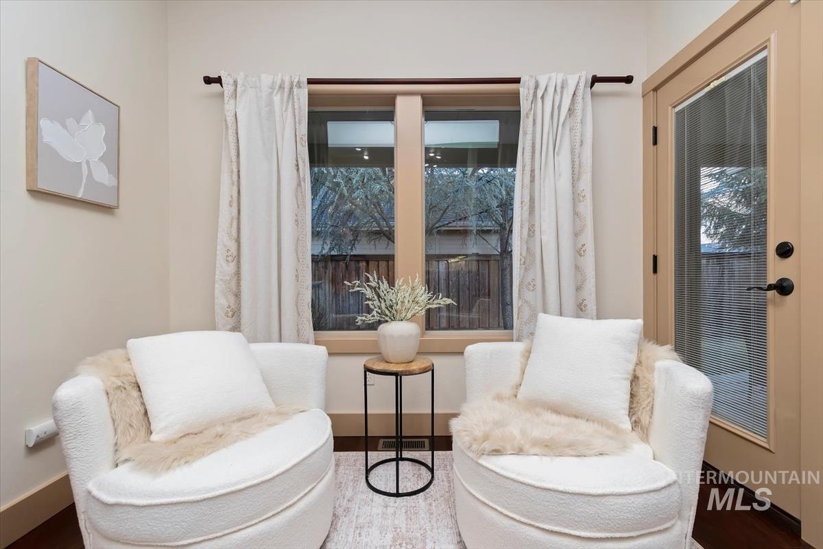 898 E Segundo, Meridian, Idaho 83646, 4 Bedrooms, 2 Bathrooms, Residential For Sale, Price $599,900,MLS 98975263