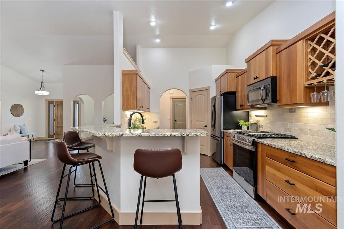 898 E Segundo, Meridian, Idaho 83646, 4 Bedrooms, 2 Bathrooms, Residential For Sale, Price $599,900,MLS 98975263