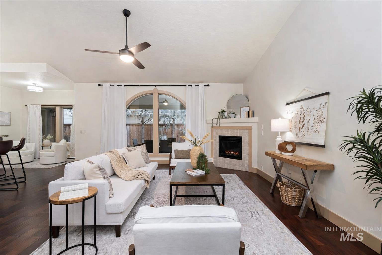 898 E Segundo, Meridian, Idaho 83646, 4 Bedrooms, 2 Bathrooms, Residential For Sale, Price $599,900,MLS 98975263